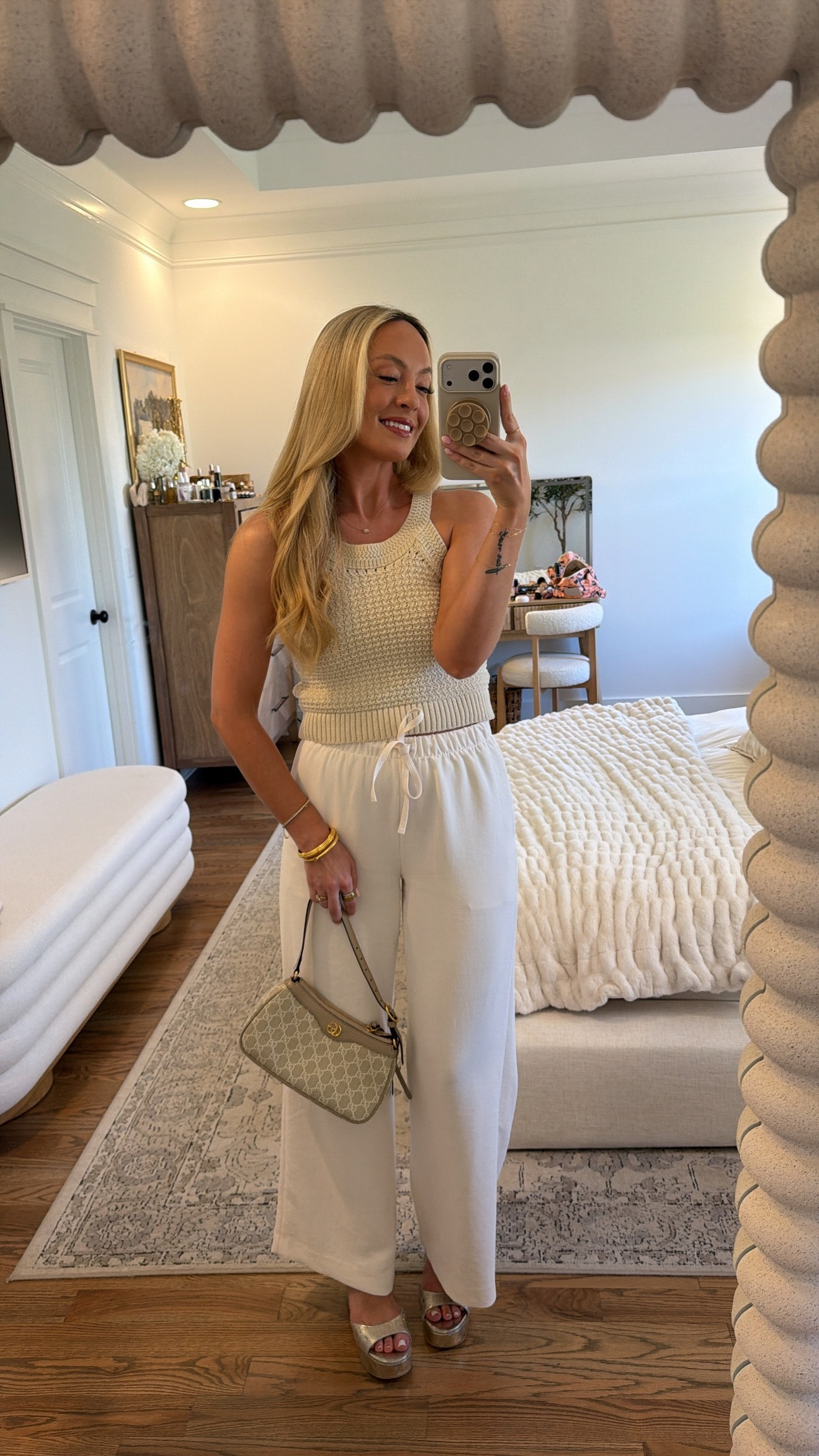 Trending Aritzia that are the best!! ✨

Date night outfit, spring style, lodge pants, trending pants, Aritzia, neutral outfit, spring outfit

#LTKSeasonal #LTKootd #LTKdayinmylife