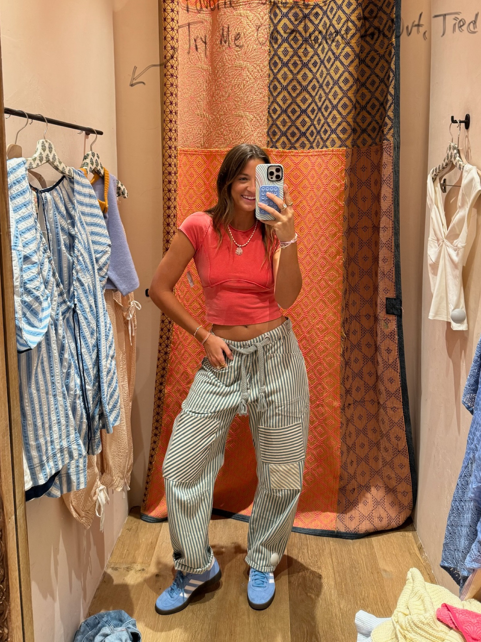 I have this tee in another color and absolutely love it!! it’s such a good basic and the other colors it comes in are all so cute — wearing XS in the top and bottom

spring outfit, country countertop outfit, jeans, basic tee 

#LTKstyletip #LTKFestival #LTKSeasonal