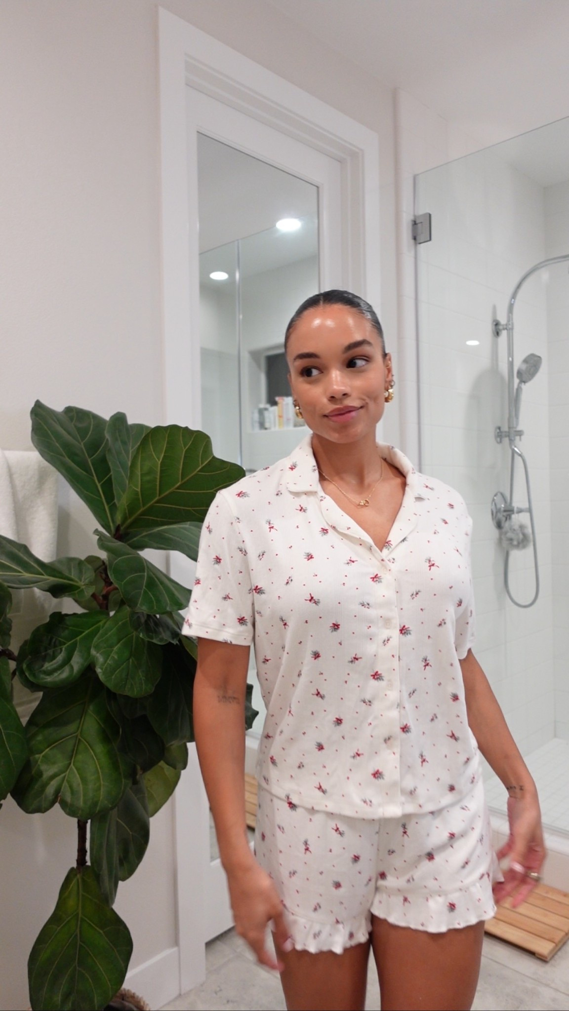 The cutest pjs 

#LTKHoliday #LTKGiftGuide #LTKSeasonal