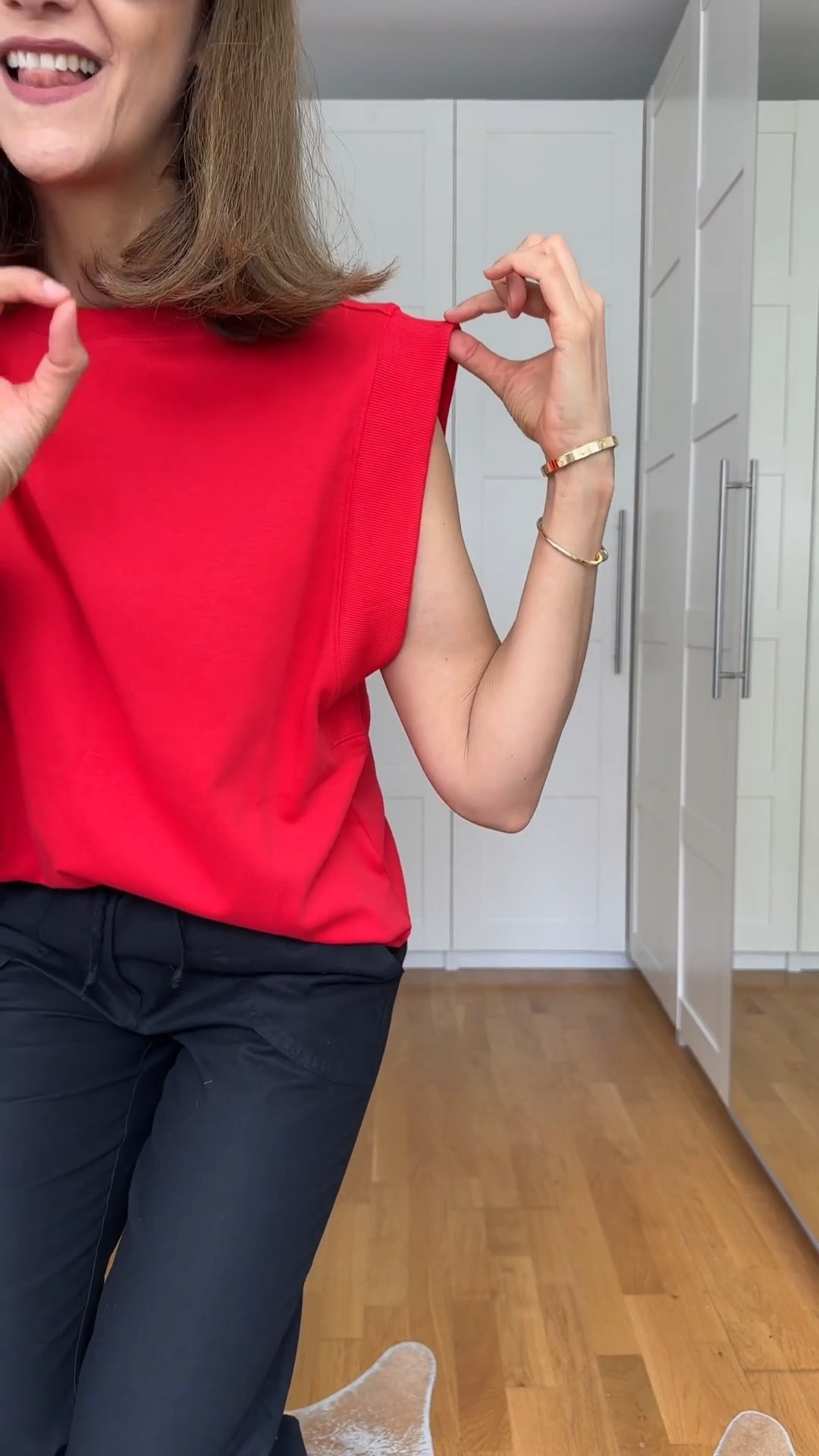 T-shirts EU size 36
Trousers  EU size 38

@Shop.LTK #liketkit liketk.it/xx