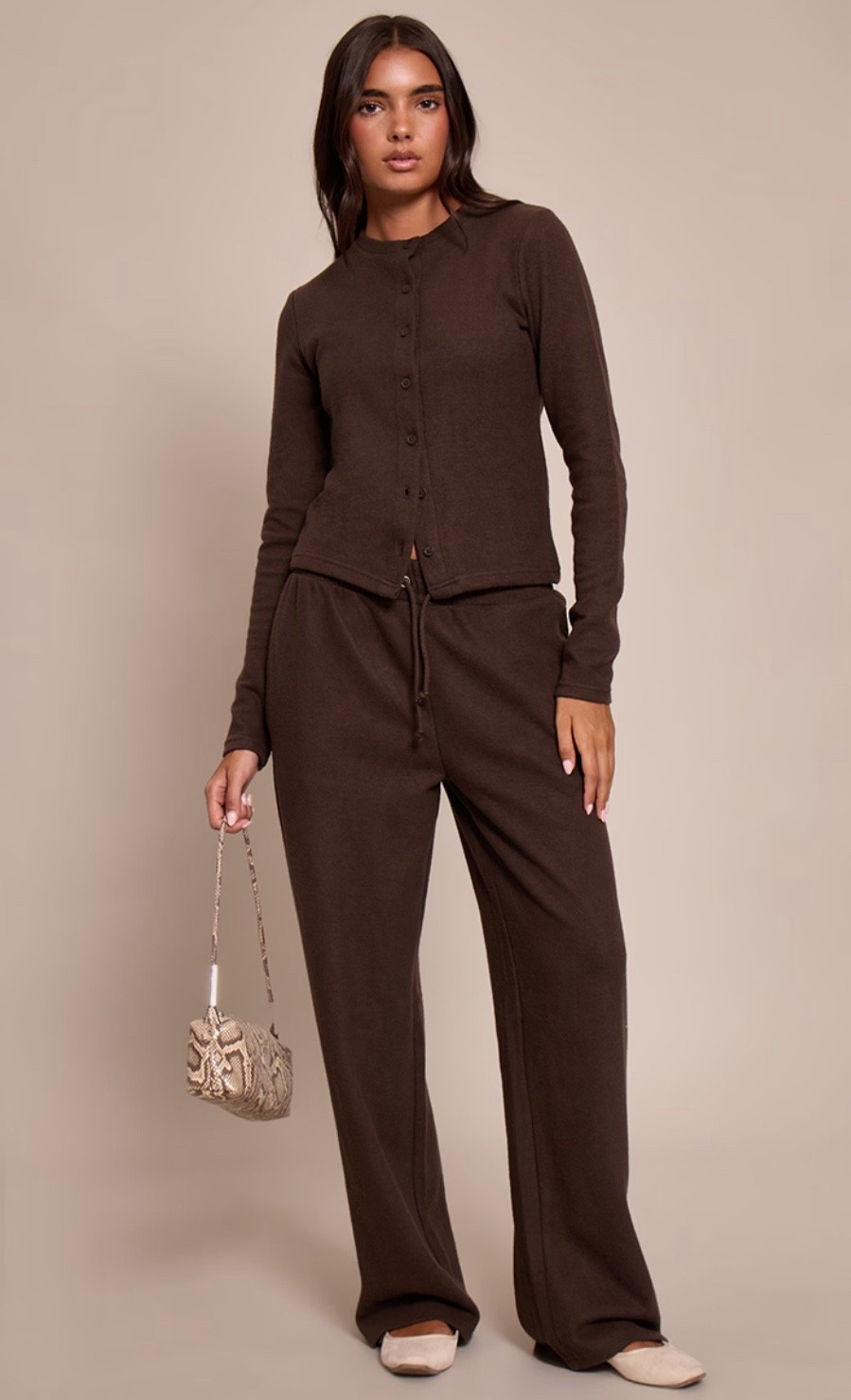 Brown casual co ord set 

#LTKFashionMonth #LTKautumn #LTKwinter