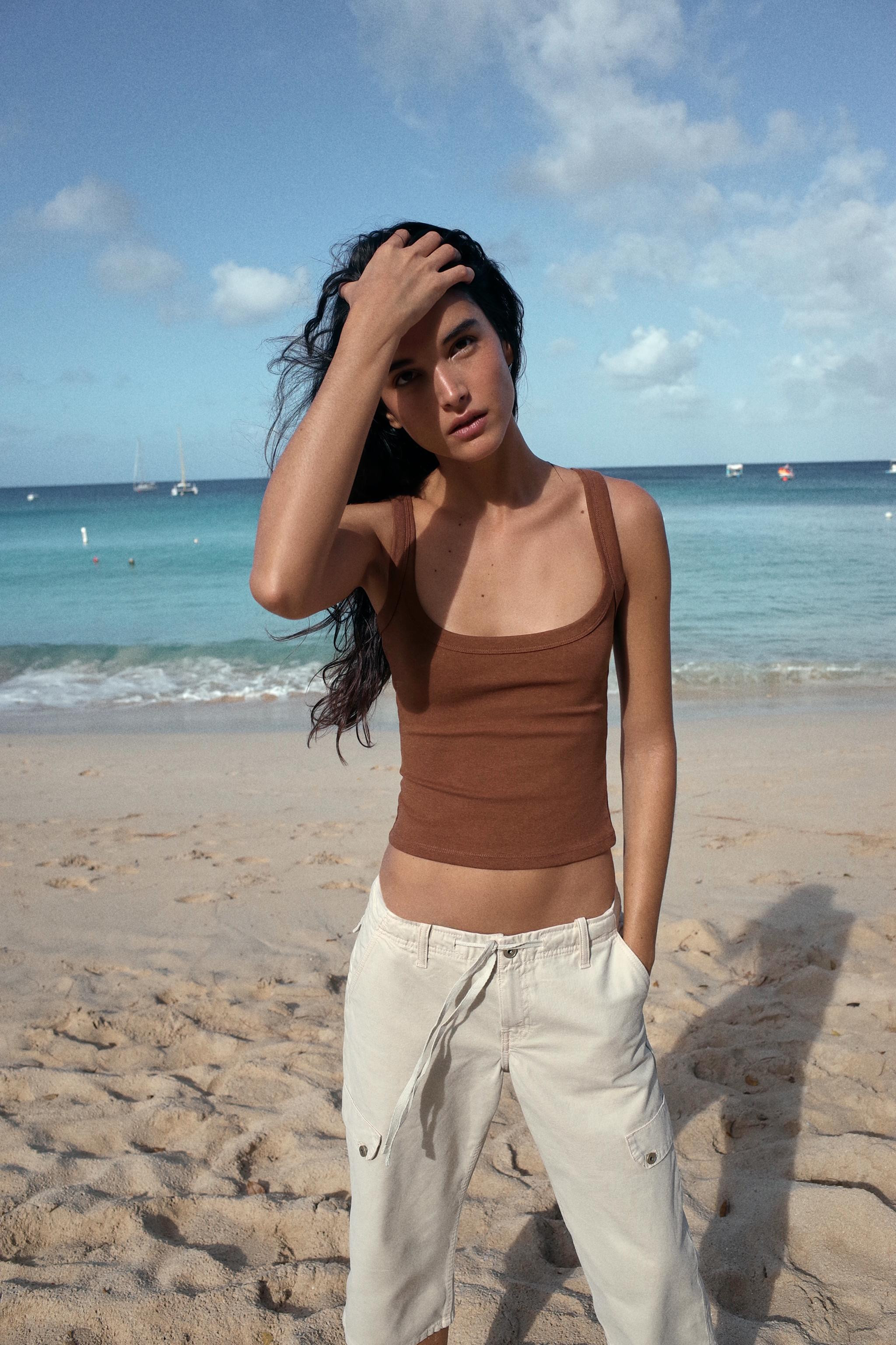 Model height: 177 cmSLIM FIT - ROUND NECKLINE - REGULAR LENGTH - SLEEVELESST-shirt made from cott... | Zara Canada