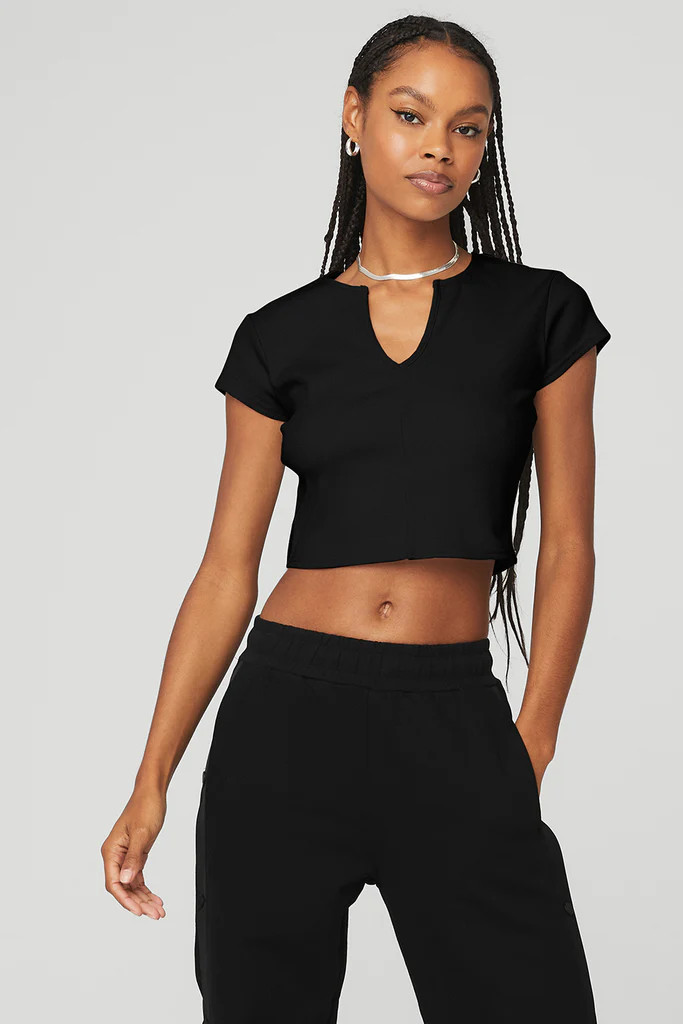 Ribbed Cropped Savvy Short Sleeve - Black | Alo Yoga (US)