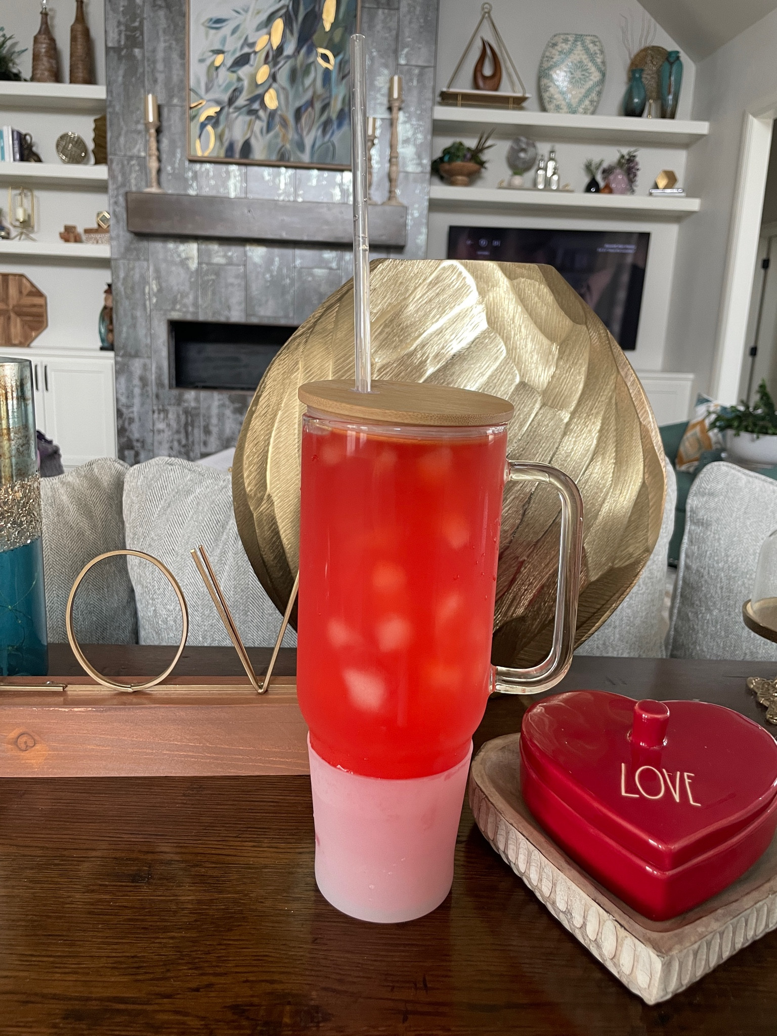 My flavored water video failed to record twice this morning so I guess it wasn’t meant to be. 

It’s a Skittles Original Punch packet plus a Starburst Lemon packet. The lemon packet really brightens up any flavored water that it’s added to. I rated this combo a 7 out of 10!



#LTKhome #LTKSpringSale #LTKGiftGuide