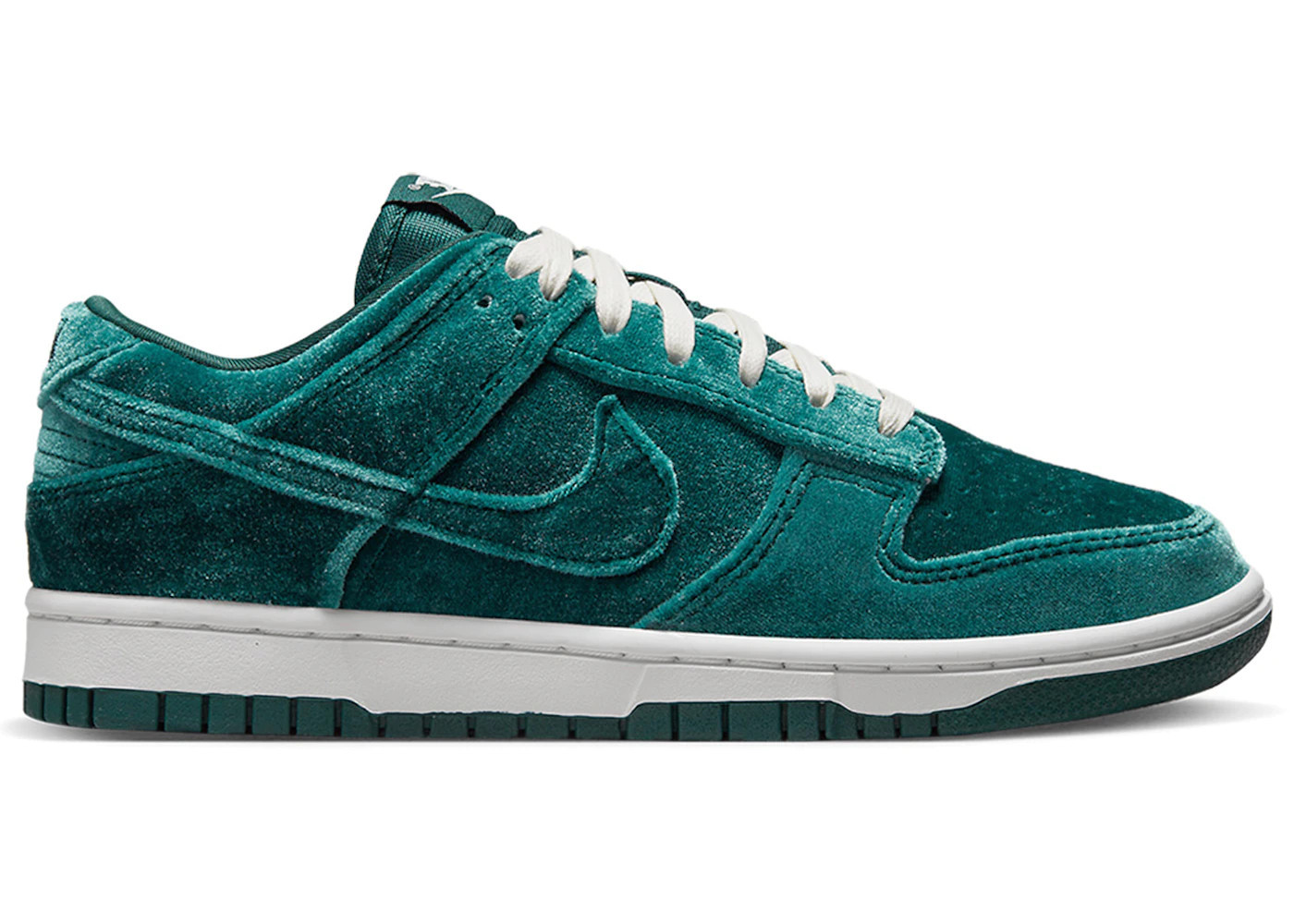 Nike Dunk LowGreen Velvet (W) | StockX