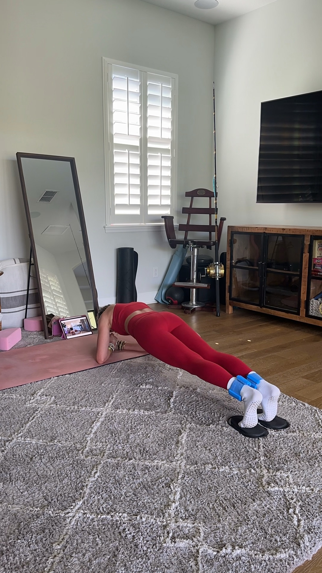 Shop booty by Brabrants. SUPER STRETCH SCULPTING LEGGINGS TRUE RED. SUPER STRETCH PLUNGE BRA TRUE RED. Size small. #workoutgear #workoutwear #pilates #ootd #outfit #athleticwear #athleticoutfit #bikershorts #sportsbra #pilatesoutfit #athleisure #bala #pilatesworkout #pilateslovers #pilatestiktok #balabangles Bala use code SLOANE15. 

#LTKFitness #LTKVideo #LTKActive