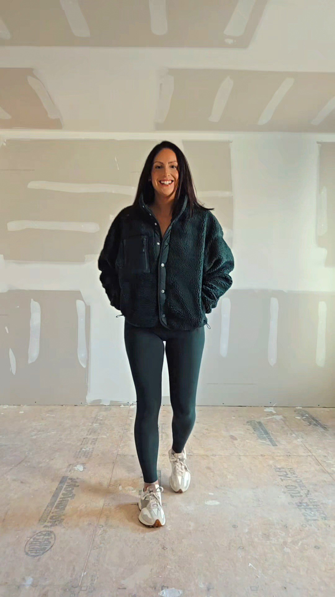 Obsessed with this green, leggings built in bra top ans thise.super cozy jacket is all on MAJOR sale

#LTKSeasonal #LTKSaleAlert #LTKFindsUnder50