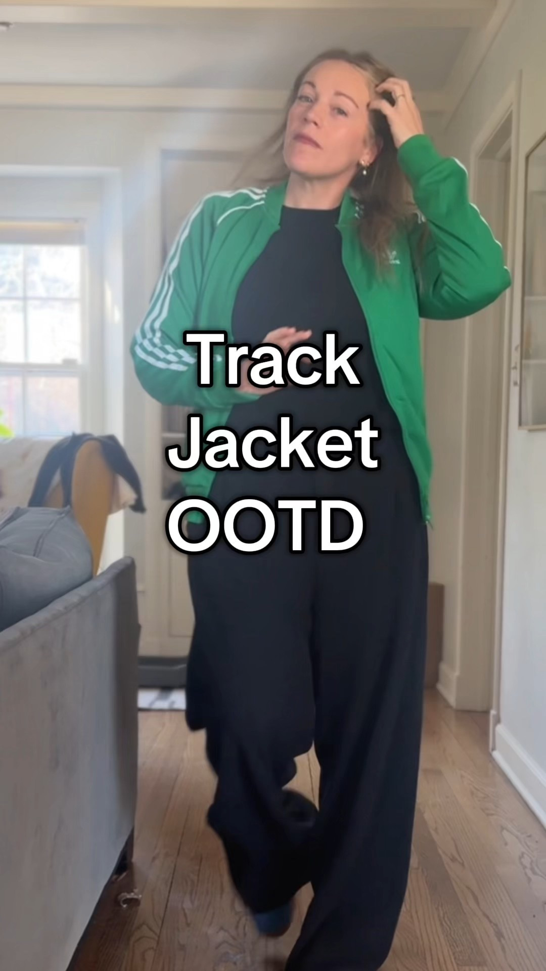 track jacket two ways

#LTKFindsUnder100 #LTKootd #LTKMidsize