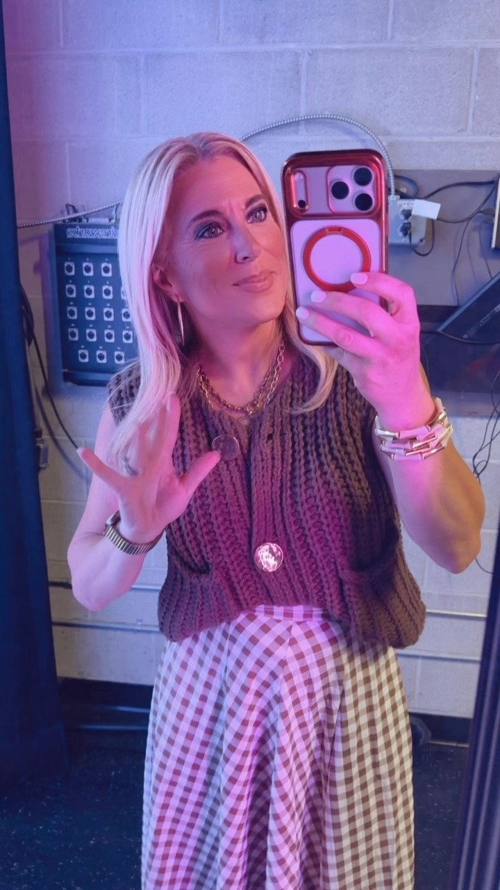 My outfit of the day for work

#LTKootd