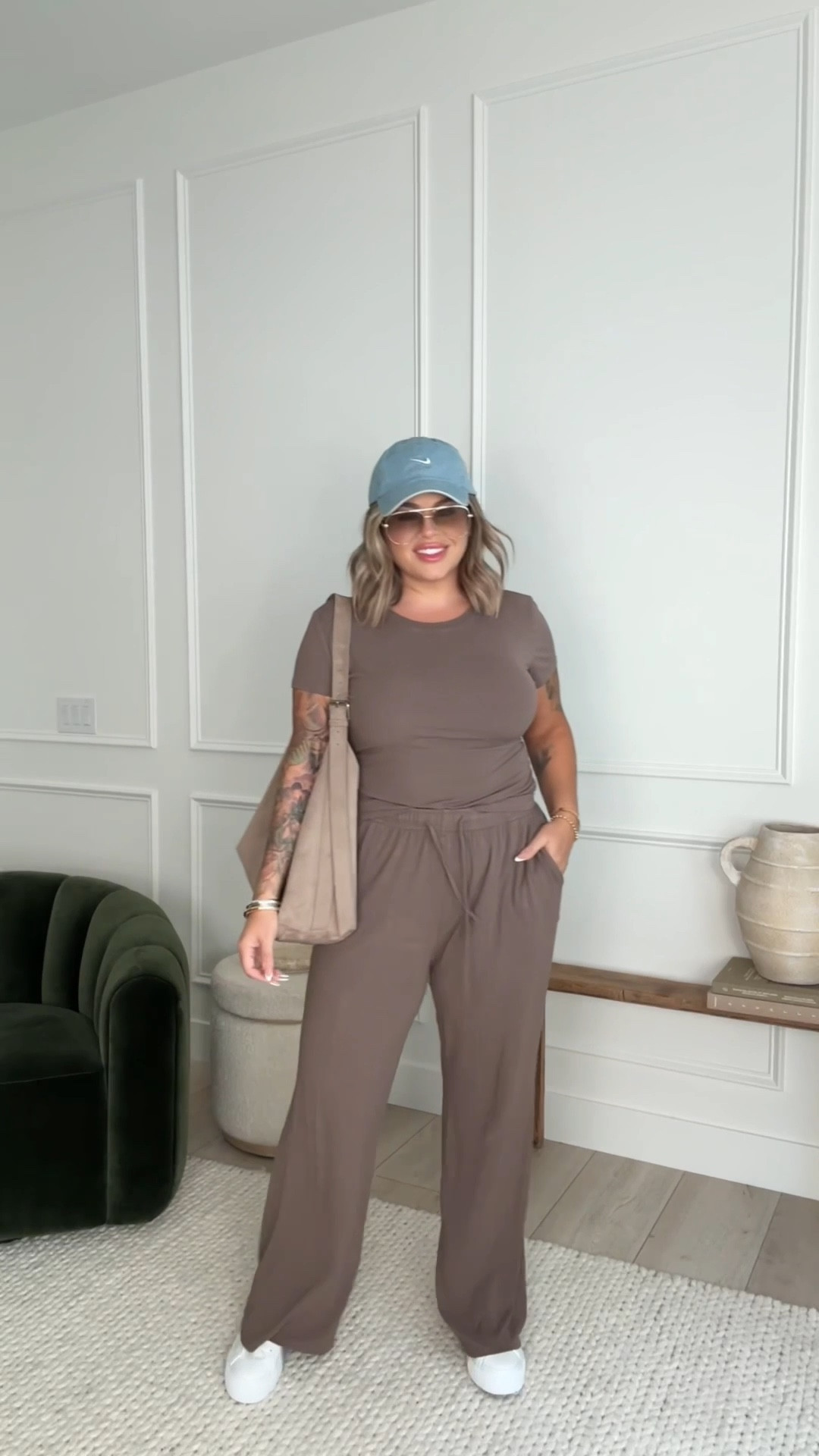 Get one or gift one of these sets from @amazon 

If you can only get one let it be the ( Darong Sets ) those are my number one fav ! I get them in size xl long length or 31 inseam. 

All other sets I’m wearing xl besides the brown 2 pc sets wearing those in a L . The brown 3 pc set is xl. 
Puffer vest xl 

#FoundItOnAmazon #WinterFavorites2025 #Ad 

#LTKCyberWeek 