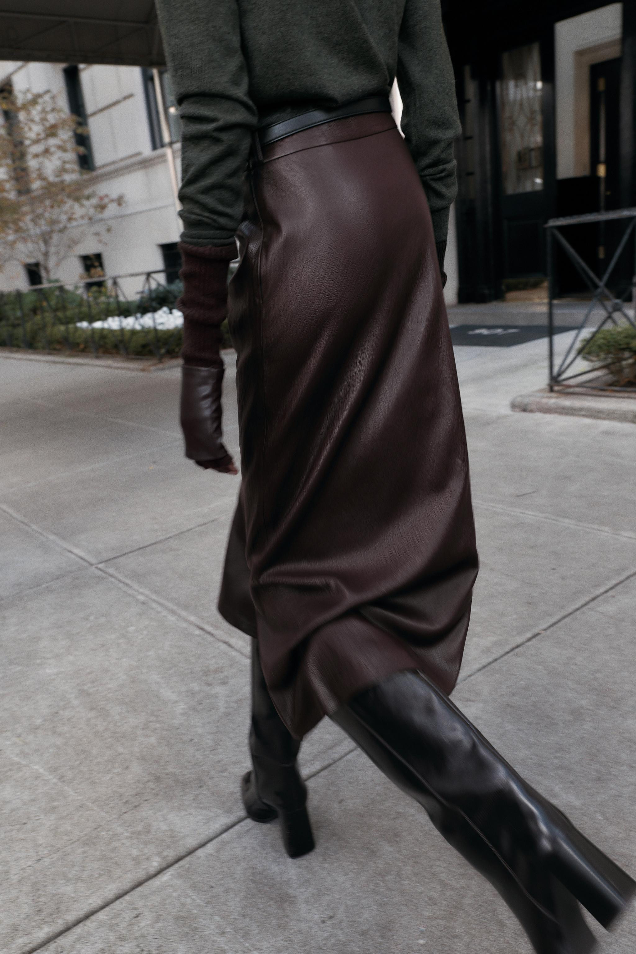 Ein besseres Erlebnis.Entdecken Sie es mit der App.App öffnen | Zara DE