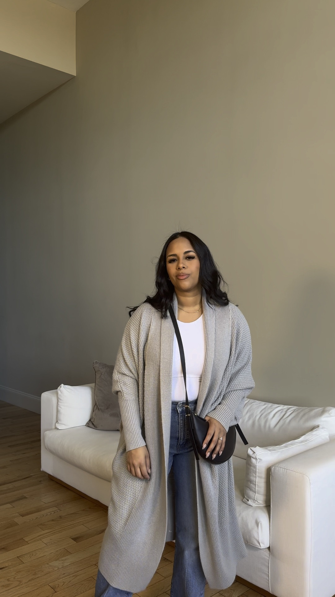 Lazy mom outfit 

#LTKstyletip #LTKVideo #LTKmidsize