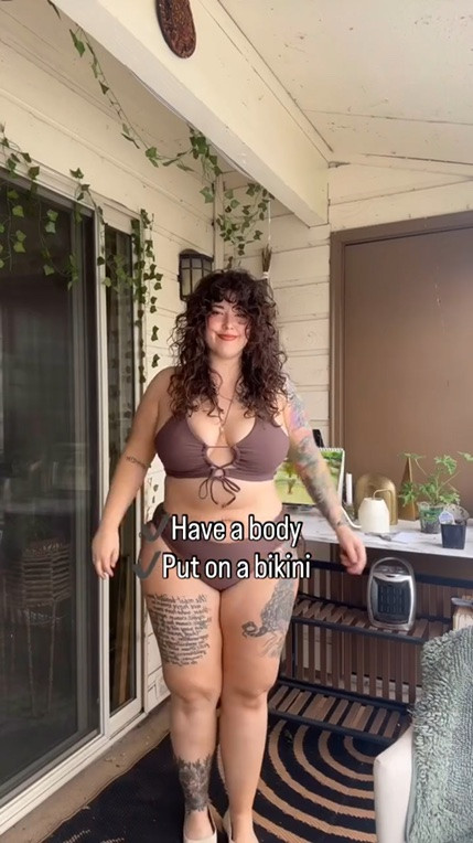 Comment SWIM for bikini links. 

#swimwear #plussizeswim #plussizebikini #bikinistyle