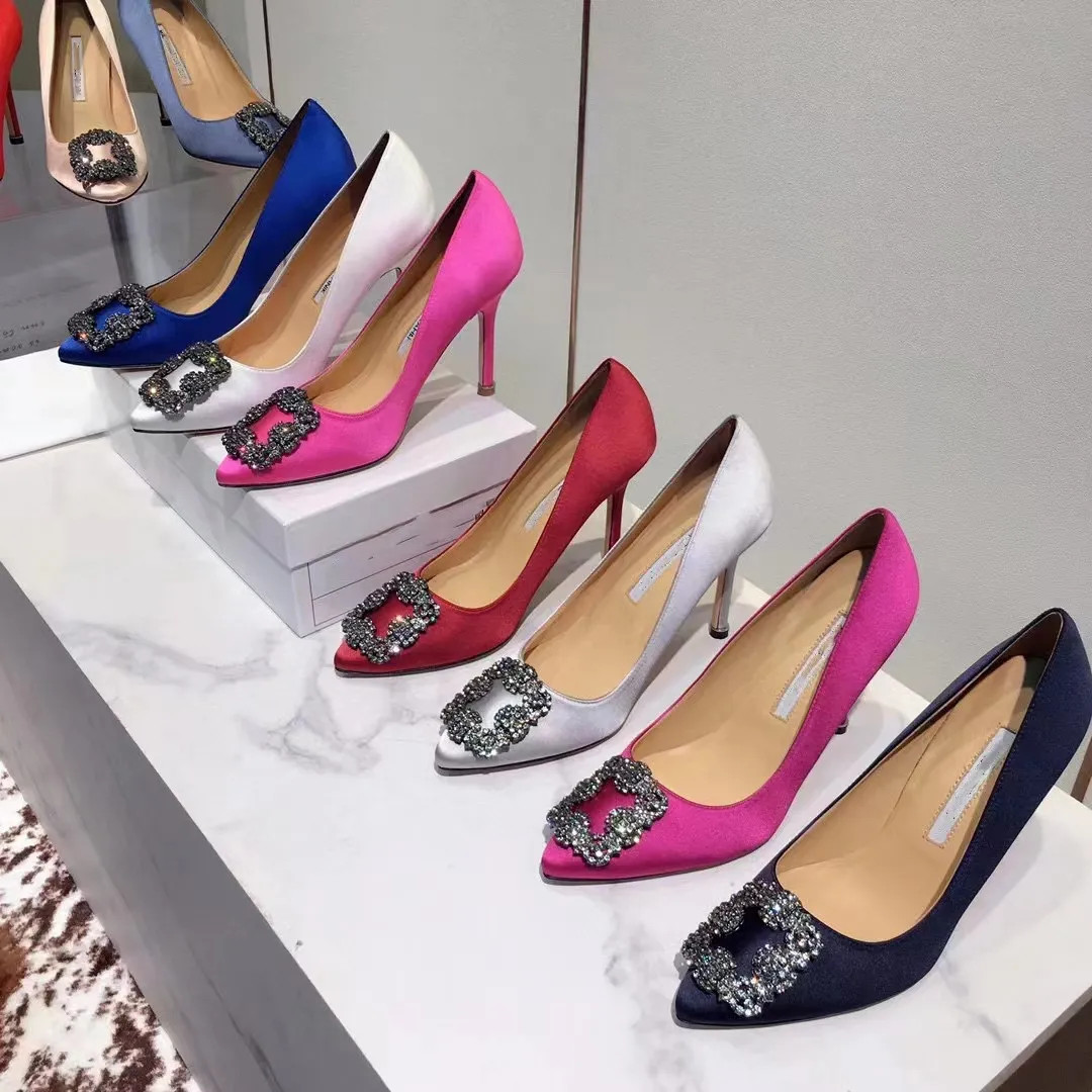 Designer Luxury Top Quality 2021 Womens Shoes Red Bottoms High Heels Sexy Pointed Toes 3cm Weddin... | DHGate