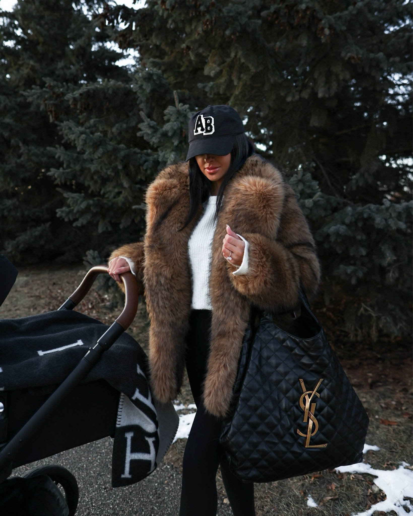 Winter casual outfit 
Revolve faux fur coat wearing an XS
Nordstrom white sweater wearing an XS
Shopbop stirrup leggings wearing an XS
Ugg boots run TTS


#LTKShoeCrush #LTKActive #LTKSeasonal