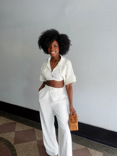 the perfect all white look to rock this summer 🤍 #summeroutfits #outfitinspo