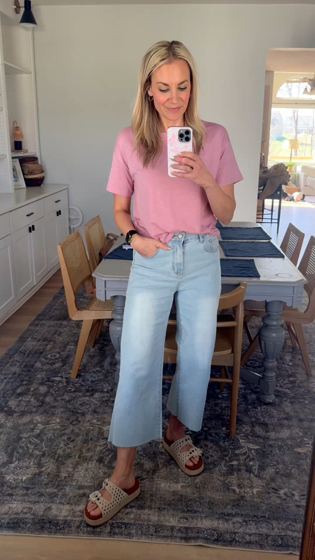 Lemme tell ya all about these cropped denim pants 🙌🌸

#LTKootd #LTKTall #LTKOver40