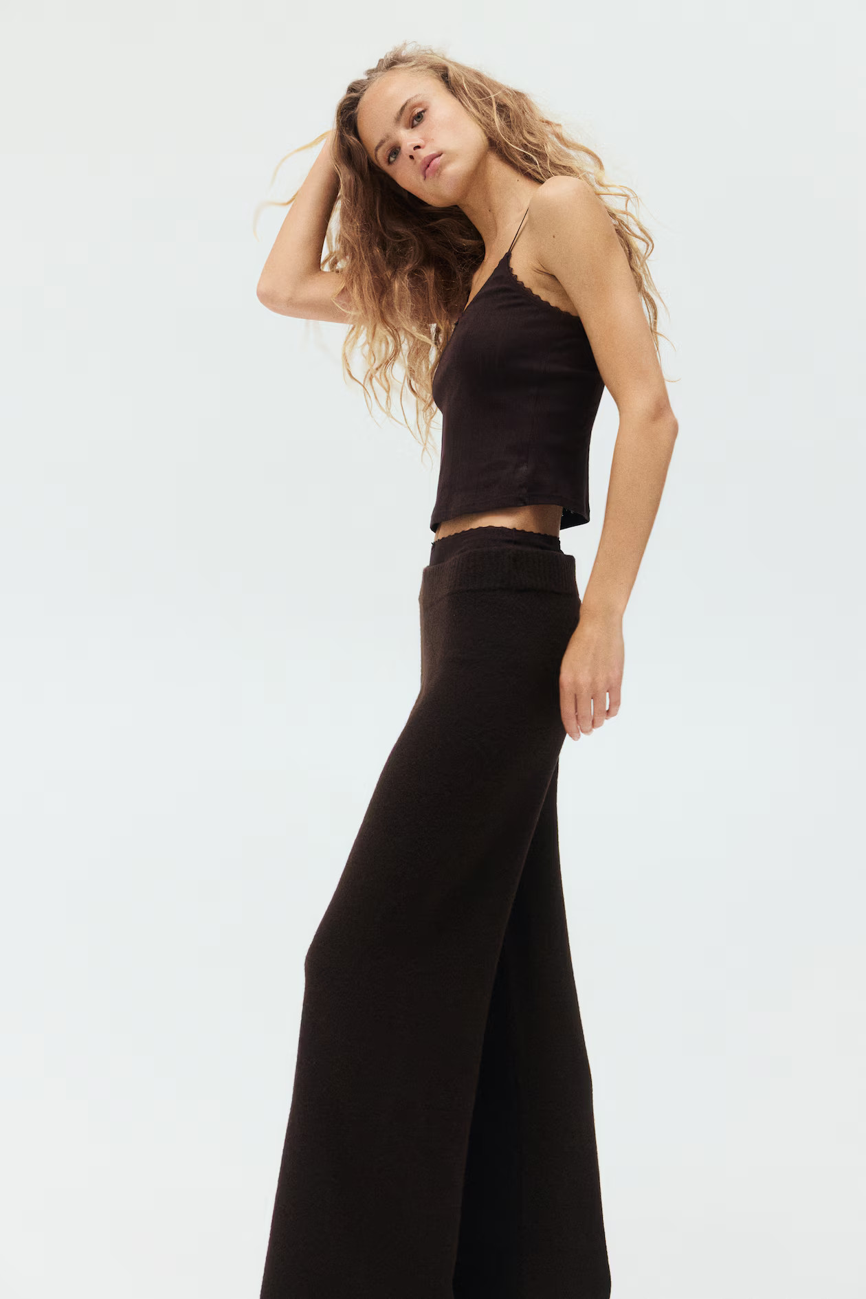 Fine-knit trousers | H&M (UK, MY, IN, SG, PH, TW, HK)