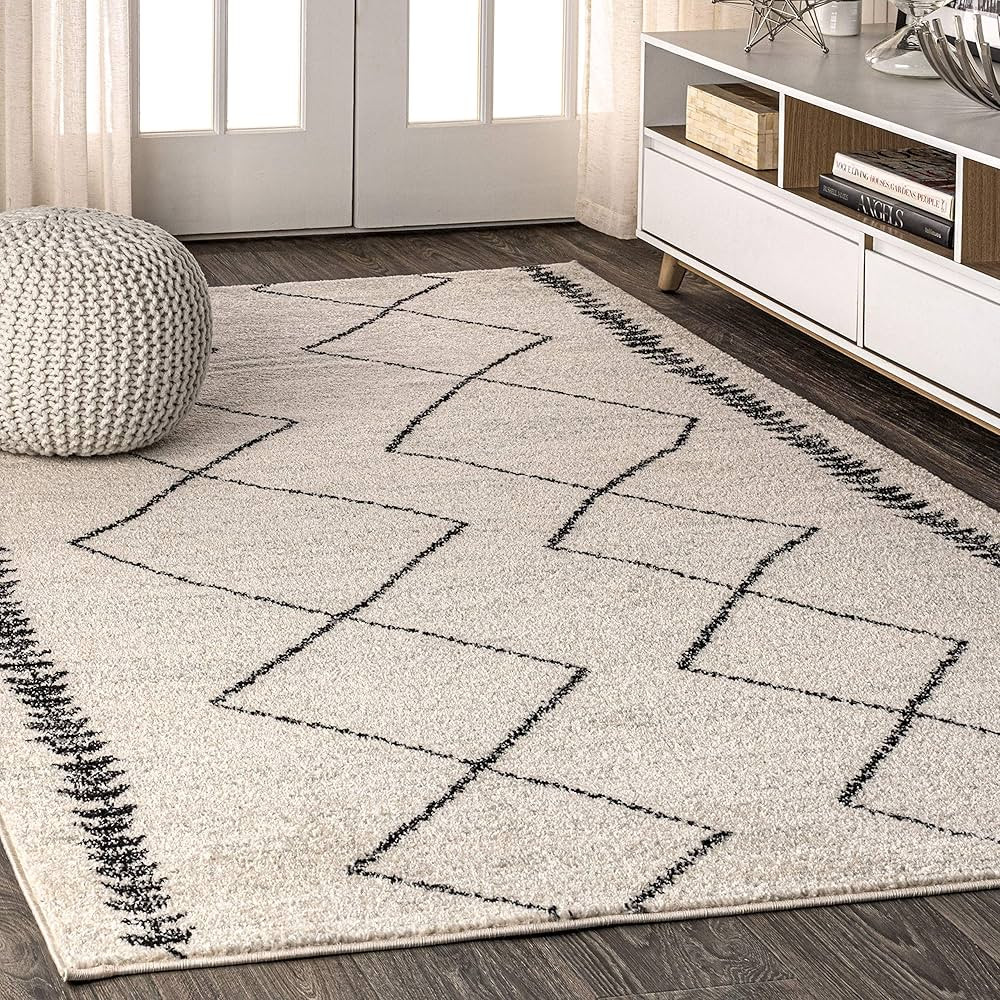 JONATHAN Y MOH203A-5 Zaina Moroccan Beni Souk Indoor Farmhouse Area Rug Bohemian Minimalistic Geo... | Amazon (US)
