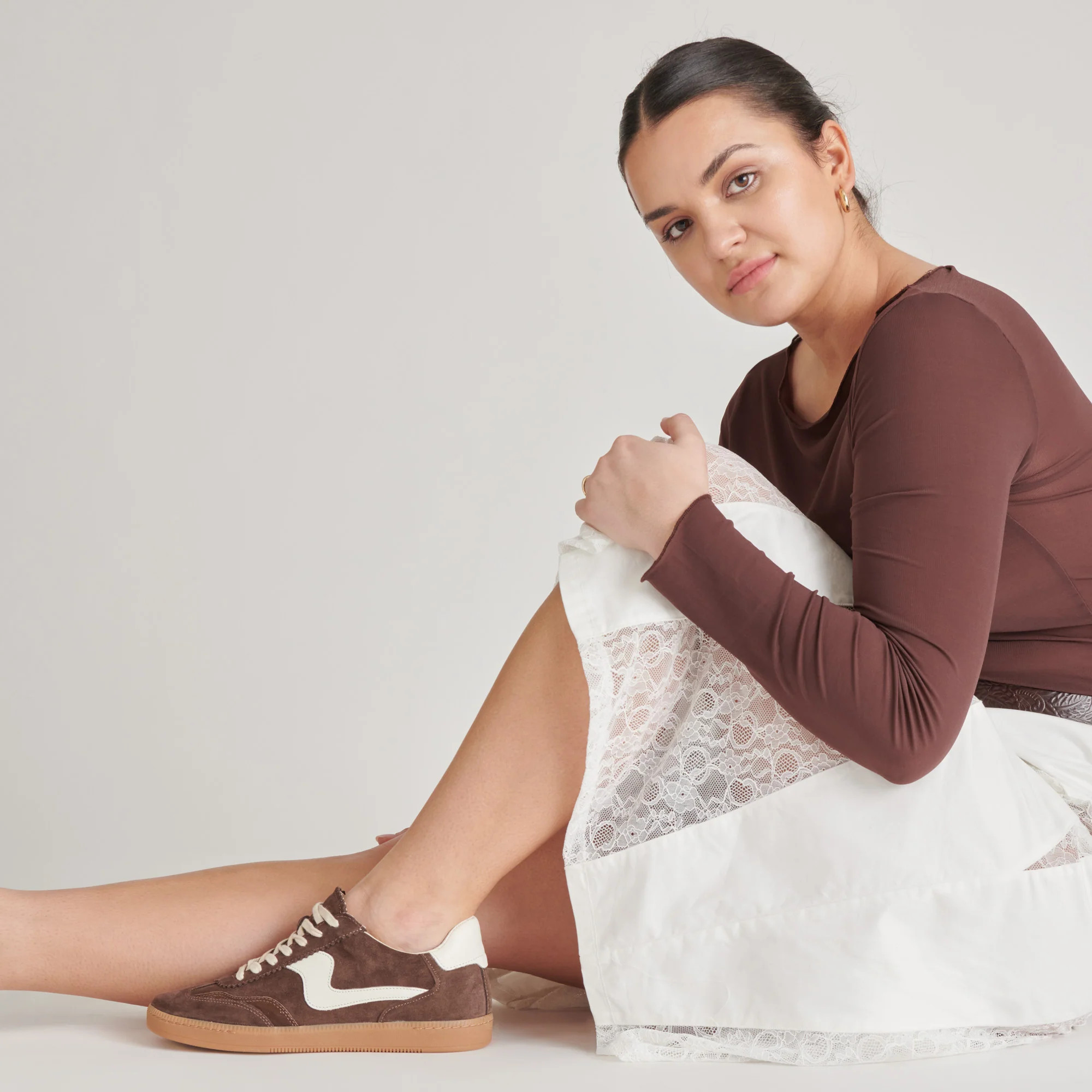 NOTICE SNEAKERS DK BROWN SUEDE | DolceVita.com