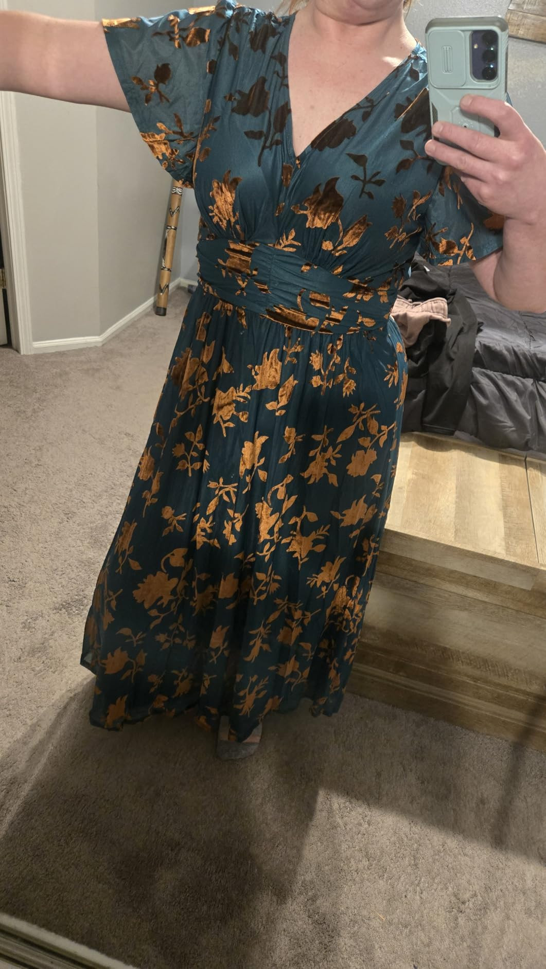 Simplee Women’s V Neck Velvet Maxi Dress Short Sleeve Empire Waist Long Formal Dress for Weddin... | Amazon (US)