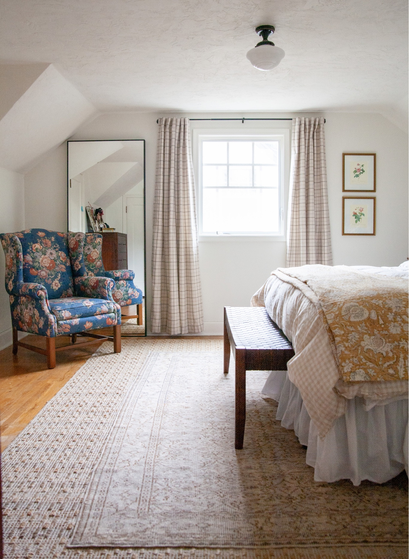 Bought my 6th vintage Turkish rug last night and I am pumped. They’re addictive. ~$120 for a 5x8 or $250 for a 7x10, free fast shipping, natural fiber, no shedding, indestructible and hide stains… oh, plus, they make any room look cooler!! Right?! Have you tried swapping a modern rug for a vintage one?
The one I ordered for my dining room is also sort of beige, but I swear it’s different. I linked a few great options from Etsy in this post!

#LTKhome