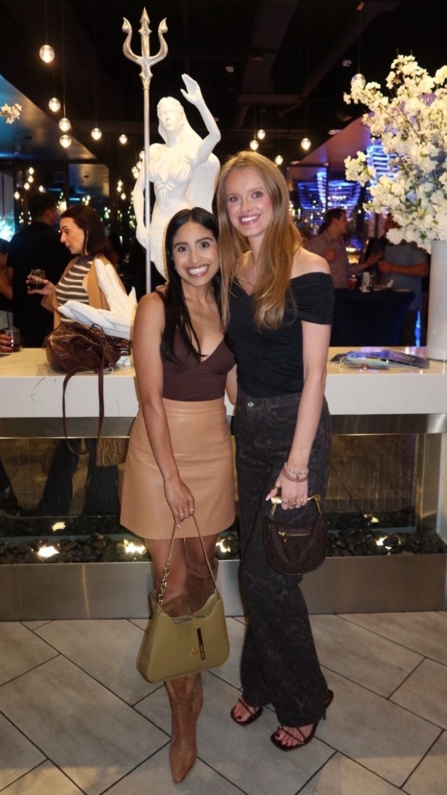 Most women are too scared to wear their shapewear as a bodysuit, but it’s no different than wearing a corset as a top !! 

Gno | Fall dinner outfit | leopard barrel jeans | brown suede knee high boots | olive green purse | green bag | fall outfit | dinner with girls | dinner outfit idea

#LTKSeasonal #LTKFindsUnder100 #LTKStyleTip