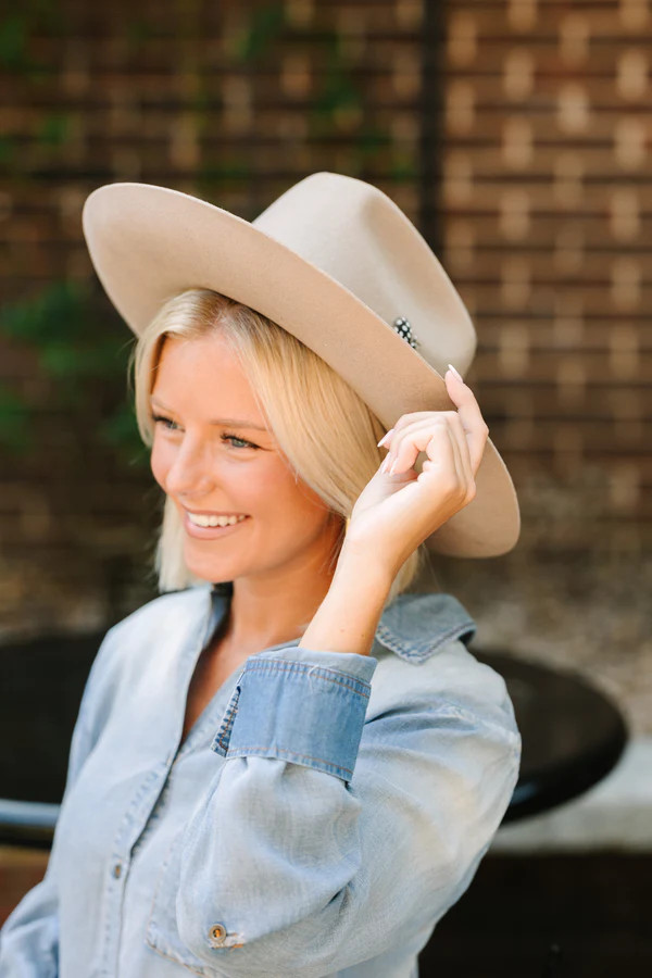 Olive & Pique: Let You Know Beige Wide Brim Hat | The Mint Julep Boutique