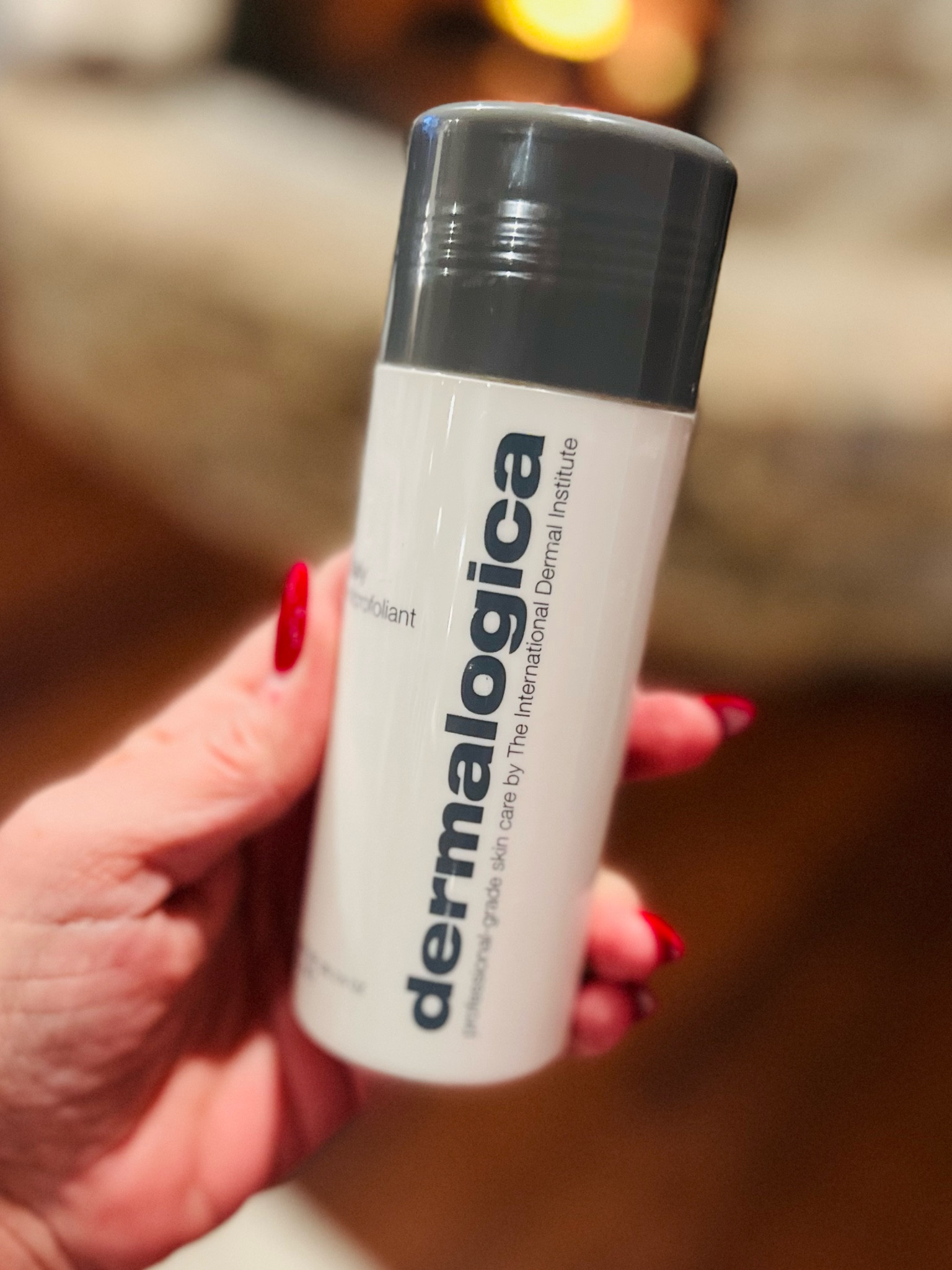 For my girls who just LOVE a mechanical exfoliant…. I have found one that gentle on your skin and does the job! 
Achieve brighter, smoother skin every day with this iconic exfoliating powder. Rice-based powder, rich in Alpha Hydroxy Acids (AHAs), activates upon contact with water, releasing Papain, Salicylic Acid and Rice Enzymes to polish skin to perfection. A Skin Brightening Complex of Phytic Acid from Rice Bran, White Tea and Licorice helps balance uneven skin tone while a super-soothing blend of Colloidal Oatmeal and Allantoin helps calm skin. Gentle enough for daily use.

recommended for:
all skin types
acne and blemishes
dullness
uneven texture
uneven skin tone

#LTKstyletip #LTKbeauty