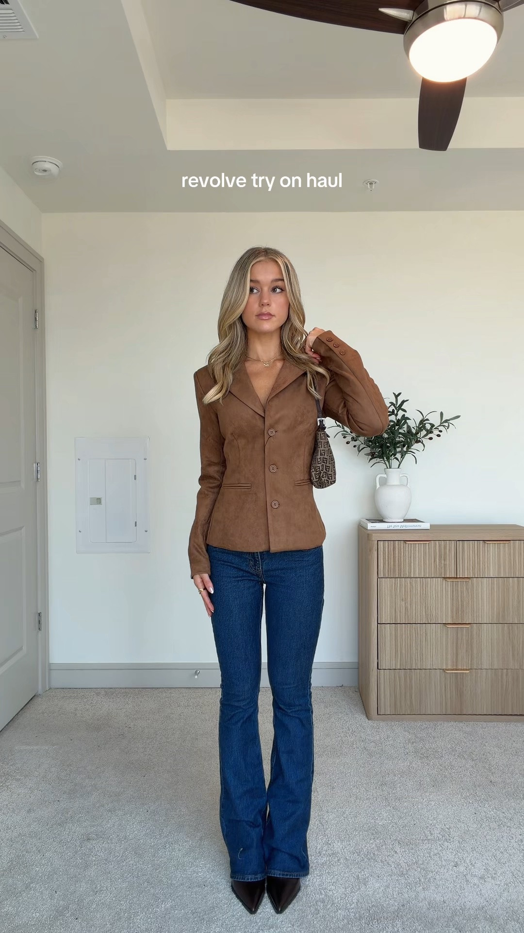 fall revolve try on haul 🫶🏼 so many cute jackets, sets, shorts – mostly got XS!