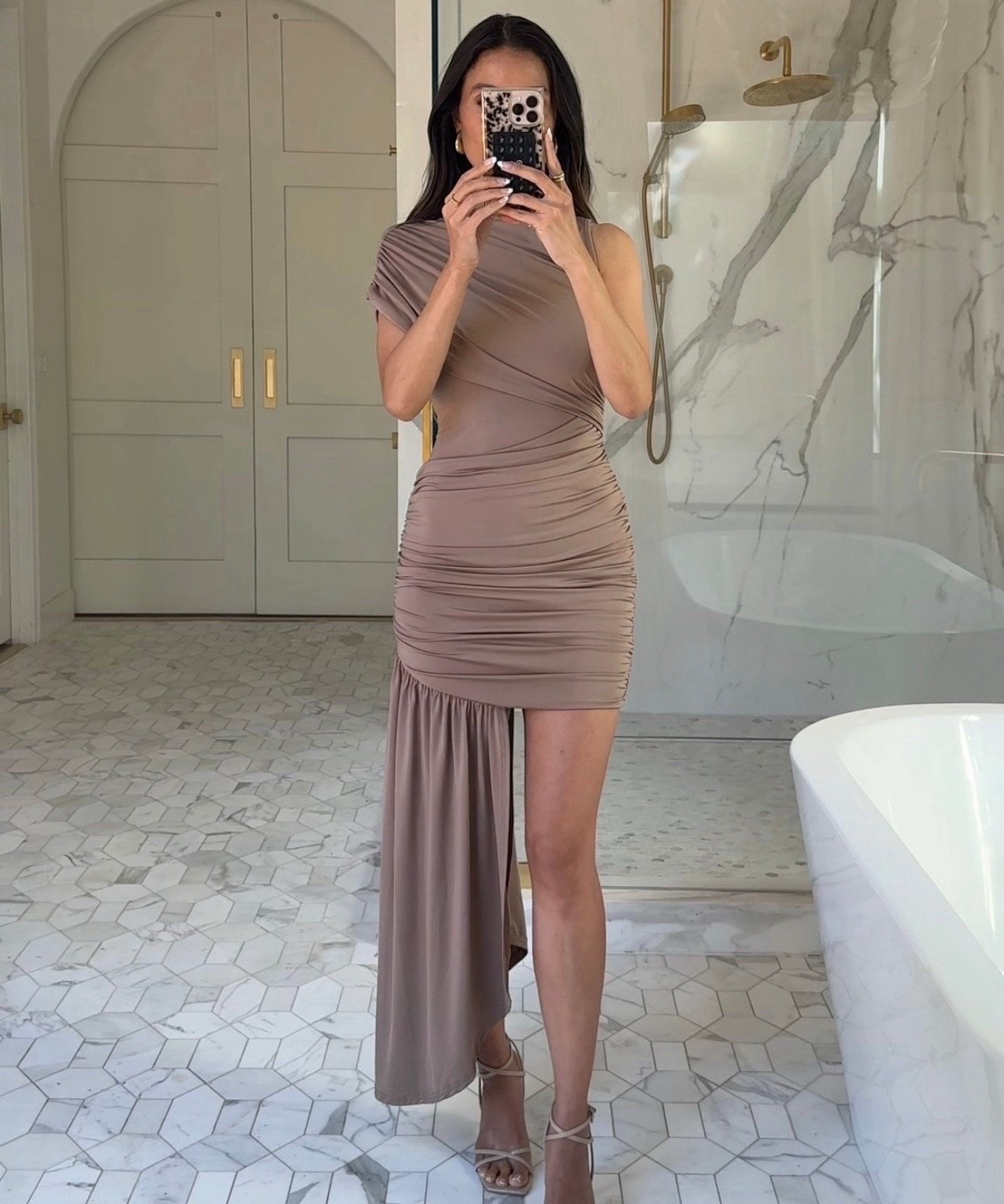 Scroll to shop! Follow for more finds! Xo! 🥰 

#LTKFindsUnder50 #LTKootd #LTKFindsUnder100