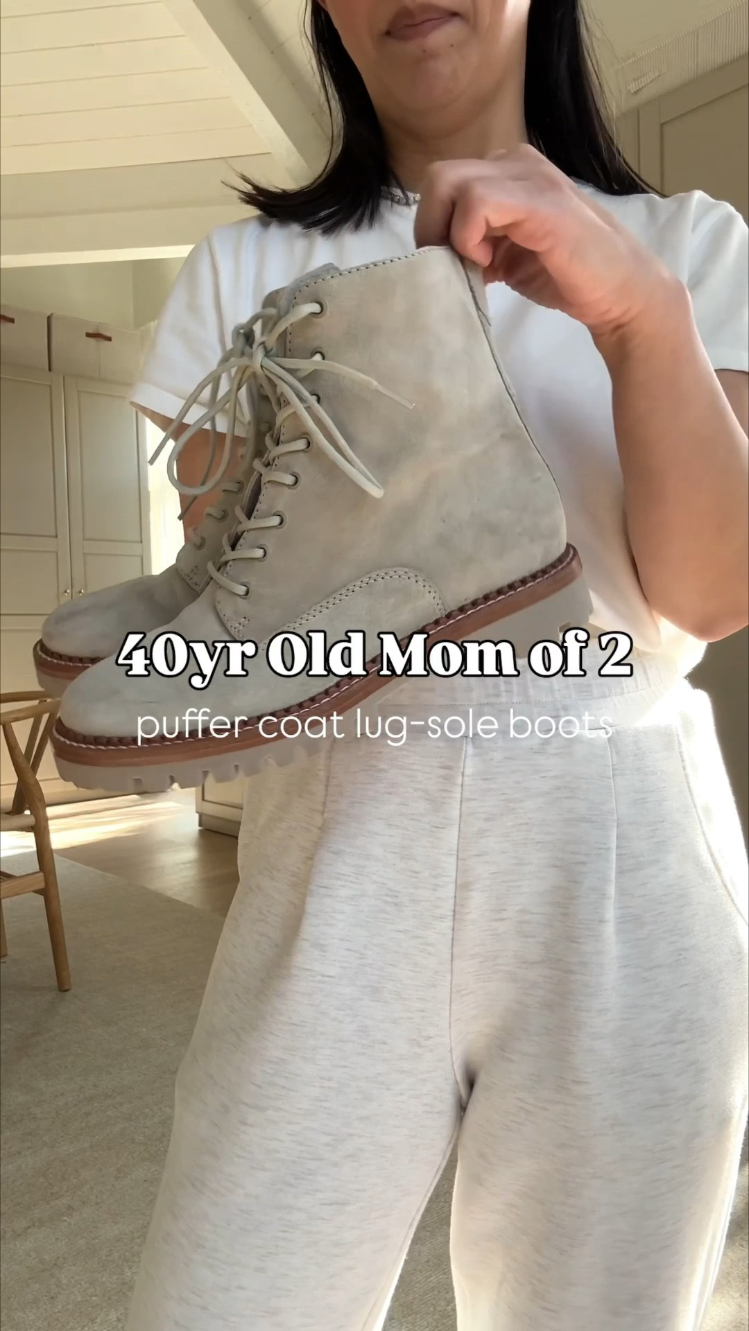 40yr old mom of 2 winter outfits. 

Varley puffer xxs
J.Crew turtleneck xs - runs oversize, can size down
Varley rolled cuff pants xs 25" inseam
Cuyana Easy tote small in Stone
Celine sunglasses
Vince Cabria boots 5.5

#LTKmomlife #LTKPetite