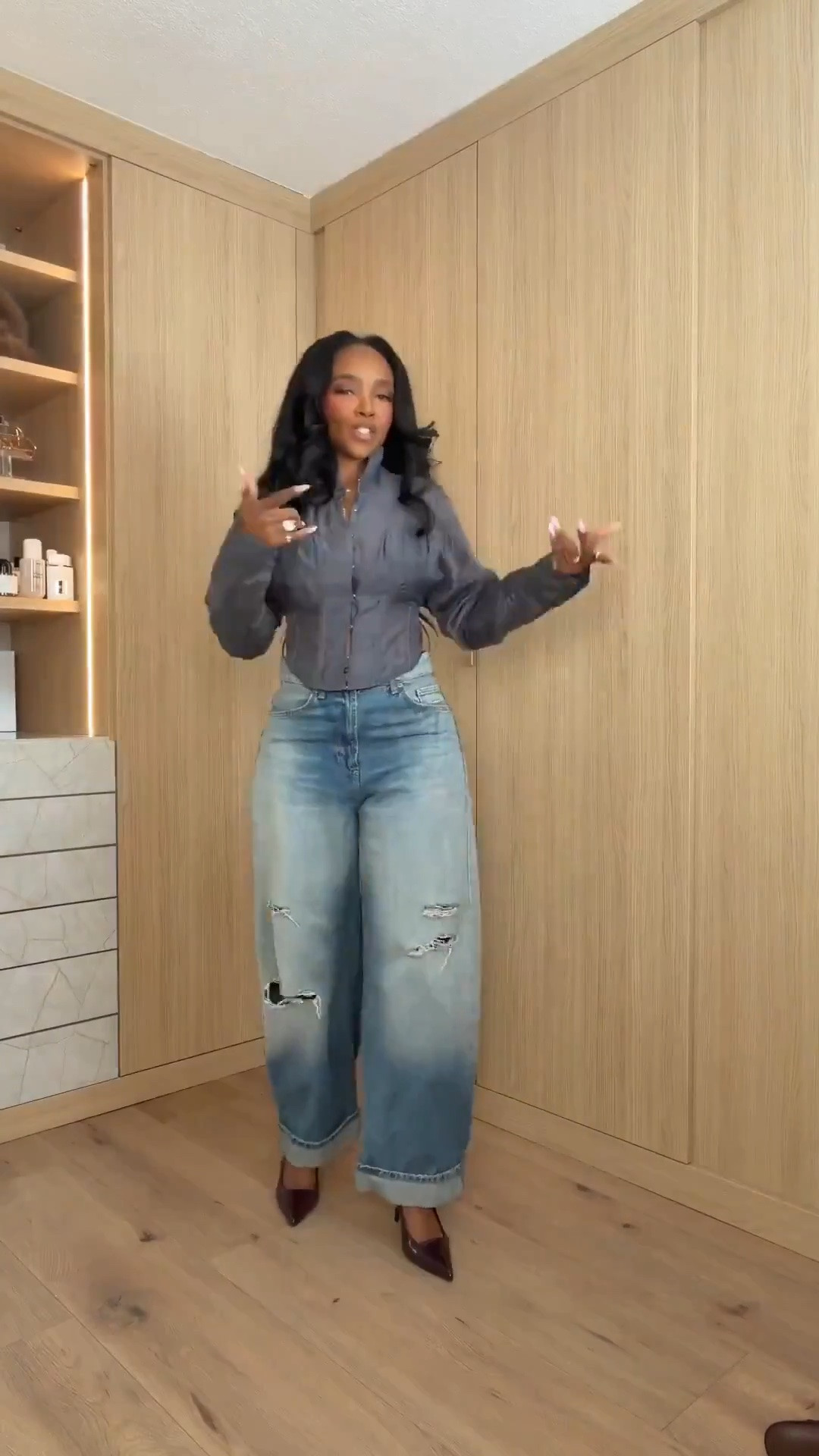 DENIM + A GOOD TOP = DONE 🤍

The easiest outfit formula when you want to look cute without overthinking it. This fitted jacket with relaxed denim gives that effortless, put-together fall look I love.

fall denim outfit, jeans and a cute top, casual fall outfit, everyday outfit inspiration, elevated denim look

Wearing: Size Small/4 | 5’4” | 140 lbs | 34D-27-40

📲 Download the FREE LTK app & follow me (@kirasfashionfinds) to shop all my daily finds.

#LTKPetite #LTKStyle
#LTKstorytime #LTKmomlife #LTKselfcare
