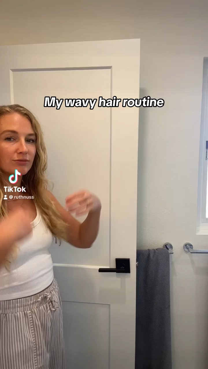 My favorite products for air drying my wavy/poofy hair!! 