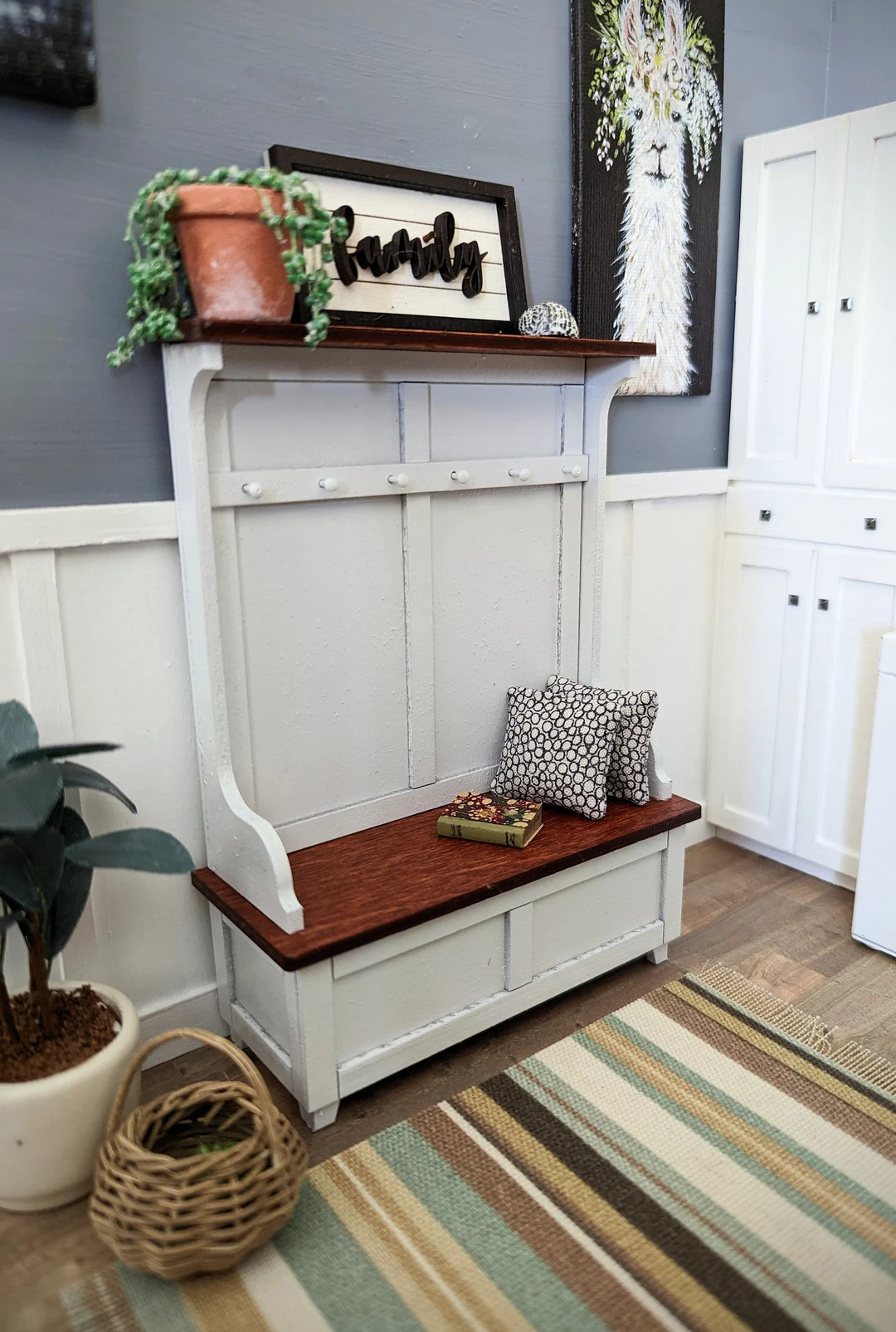 Dollhouse Miniature 1:12 Scale Hall Bench - Etsy | Etsy (US)