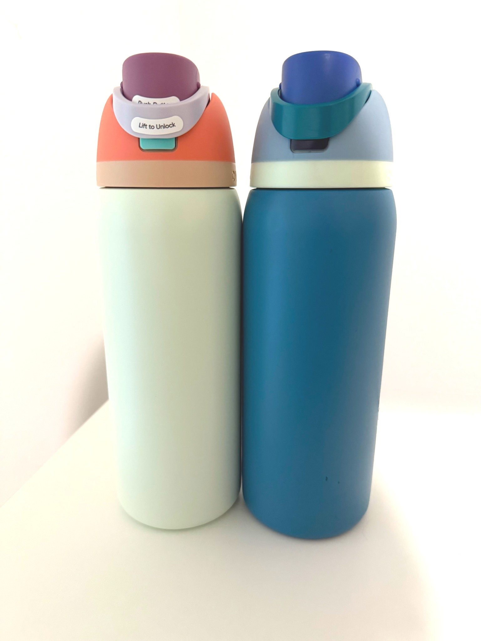 Perfect stocking stuffer alert 🚨 These Owala bottles are under $30 and everyone I know is getting one this year. #LTKHoliday #LTKGiftGuide

#LTKGiftGuide #LTKFindsUnder50 #LTKTravel