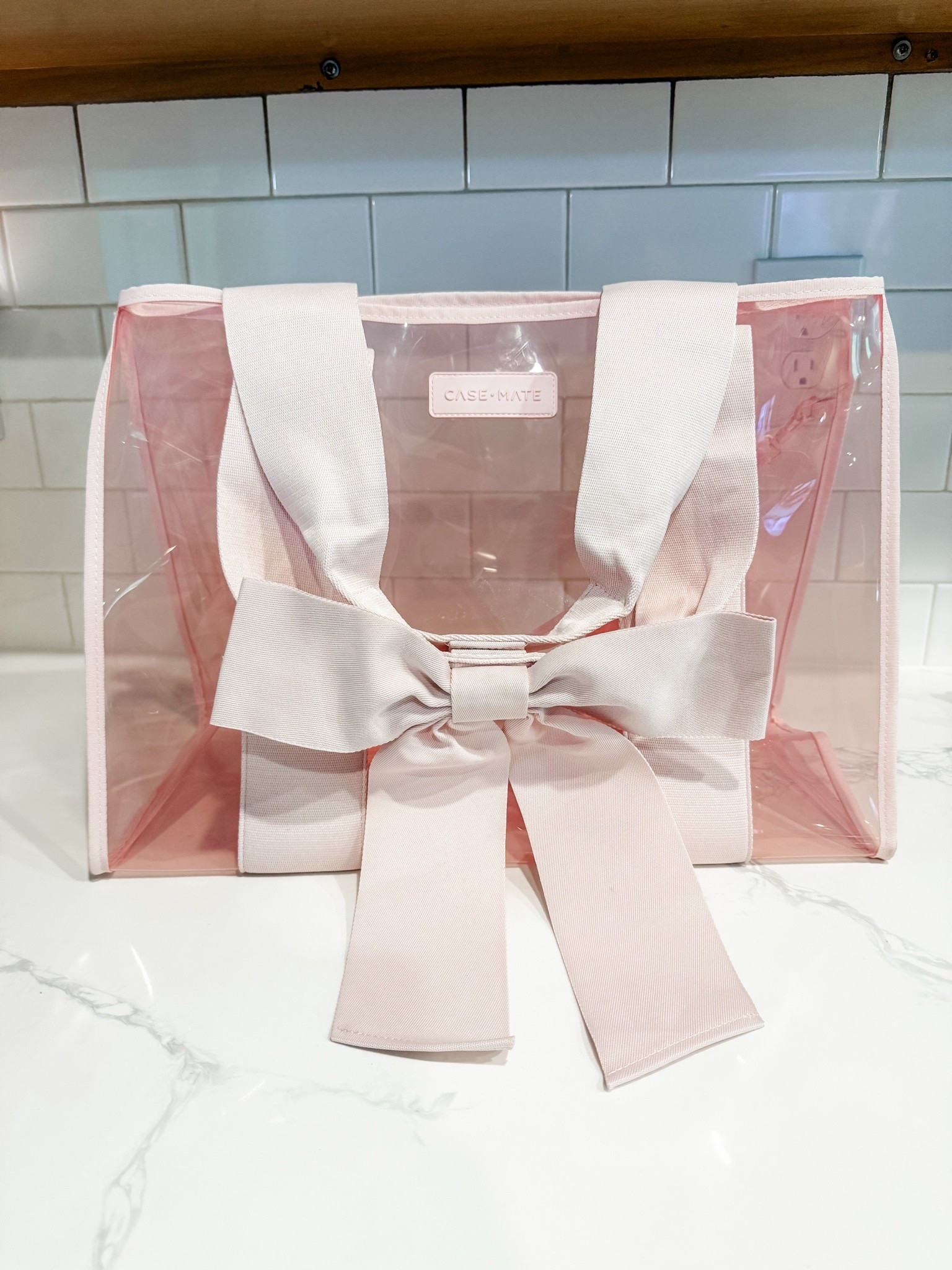 How cute is this jelly bow tote from Case-Mate? Perfect summer beach trips, gifts and more!

I also grabbed the jelly make up pouches for teacher gifts and they’re so perfect for the smaller items! Available in different colors!

Click here to shop!

Bow | bag | tote | jelly | travel | beach | mom life | gift | pouch | on the go | casemate | shoulder bag | carry on | cute | clear | waterproof | style

#LTKTravel #LTKmomlife