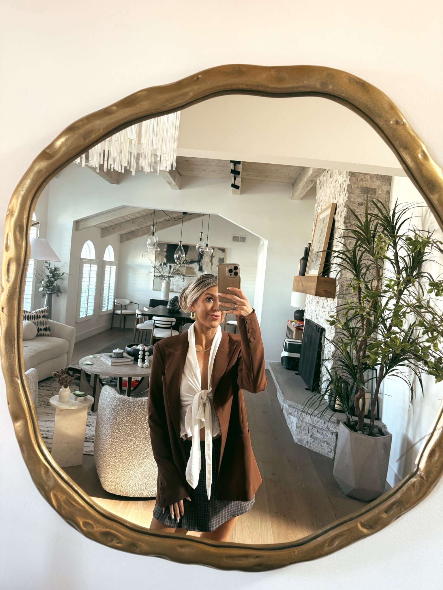 Little preppy fit for a day at the museum. Love this brown blazer paired over this white tie top and plaid skirt. Also linking my Uncommon James mixed metal earrings and necklace 

#LTKNYFW #LTKWorkwear #LTKSaleAlert