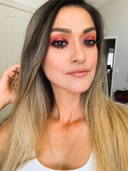 Ready for Fall with this throwback palette! Pretty pink and bronze halo eyeshadow look 💗🤎

#LTKHoliday #LTKbeauty #LTKSeasonal