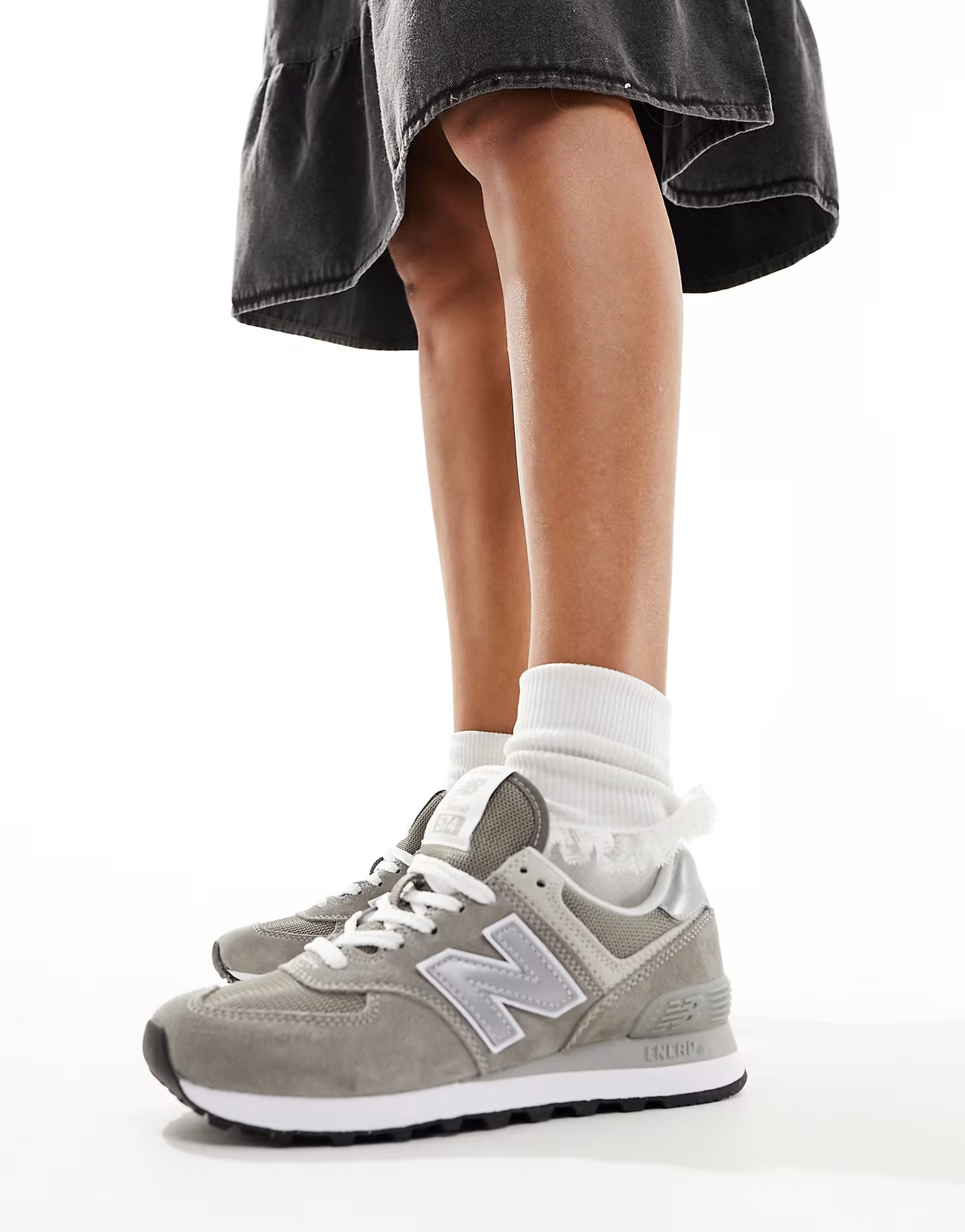 New Balance 574 sneakers in grey and white | ASOS (Global)