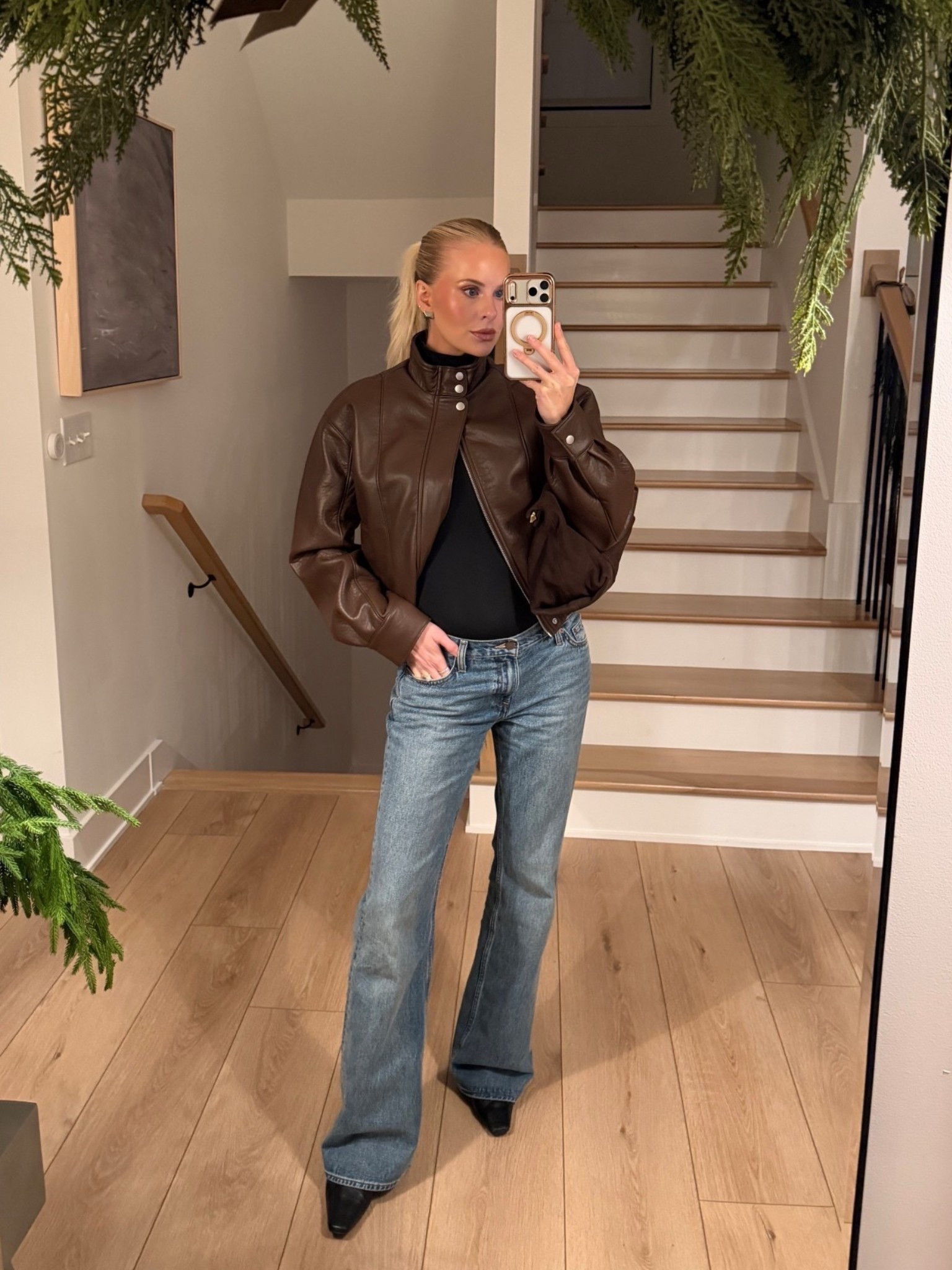 Med in jacket, 28 in jeans- sized up 2 sizes for pregnancy. True size in shoes. Kathleen20 for earrings! #kathleenpost

Winter date night outfit, winter look, cold weather wear, leather jacket outfit, dive bar chic 