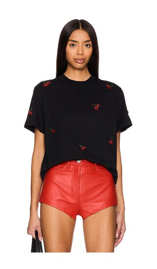 Classic T Shirt in Black | Revolve Clothing (Global)