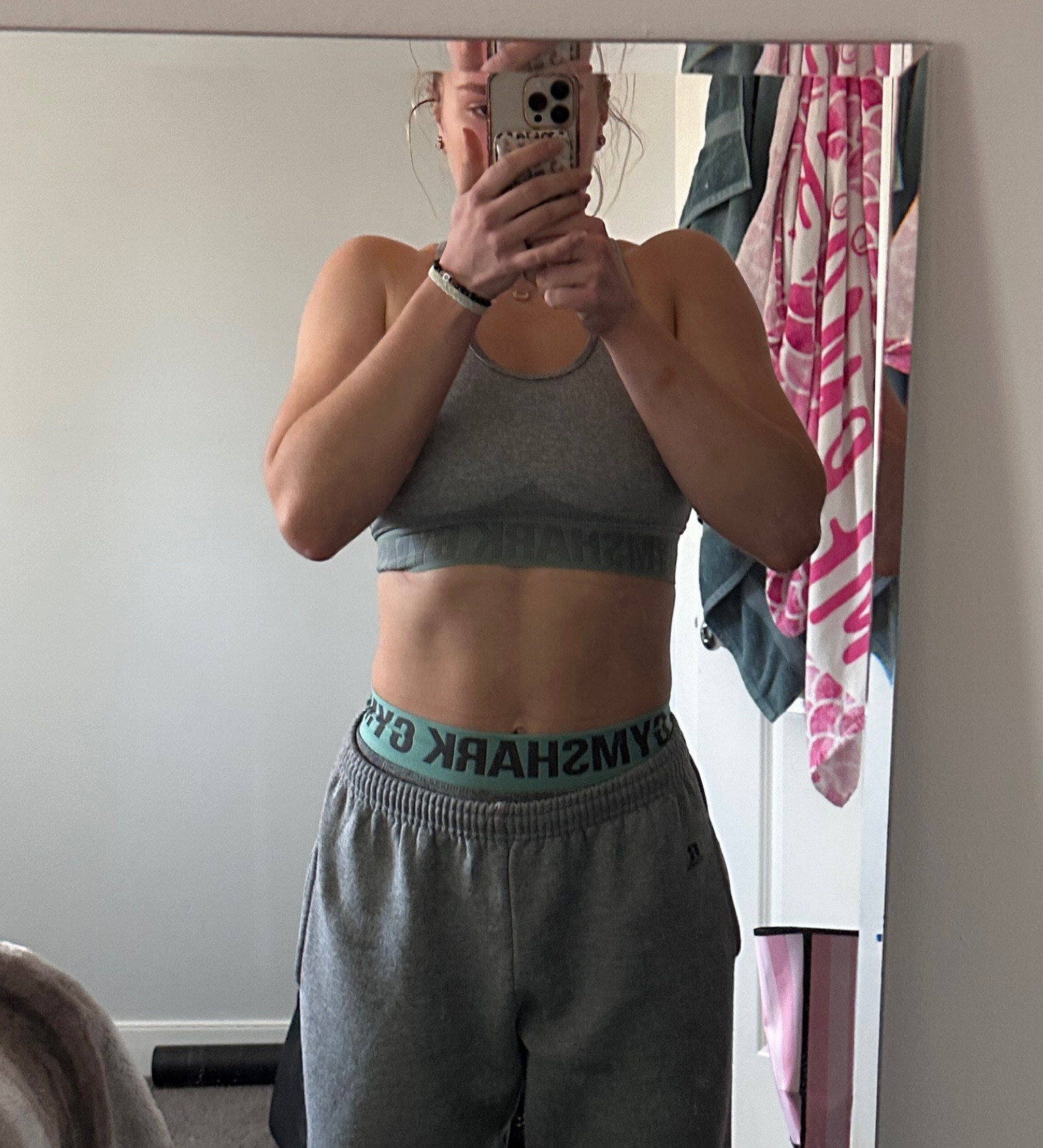 FITNESS GIRL, GYM OUTFIT, GYMSHARK SET
(matching workout set, abs, summerbody)

#LTKfitness #LTKsummer