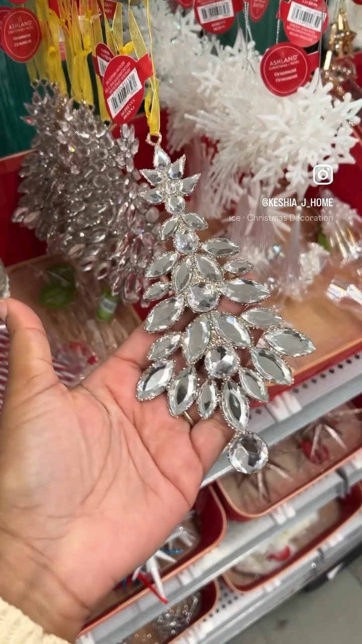 Michaels Store 40% Off Christmas Finds 

#LTKsalealert #LTKHoliday #LTKSeasonal