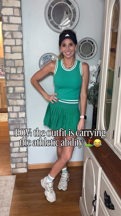 At least I look like I know how to golf 😌⛳️💚

This set is actually so good though — built-in shorts with pockets, not see-through, and the top has built-in support so it’s comfortable enough to wear all day.

10/10 for making me feel sporty even if my golf skills say otherwise 😂

Code RACHE15OFF saves you 15% ✨ Comment GREEN for the link!