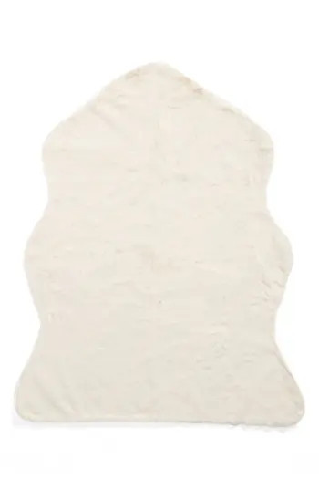 Nordstrom At Home Cuddle Up Faux Fur Shaped Rug, Size One Size - Ivory | Nordstrom