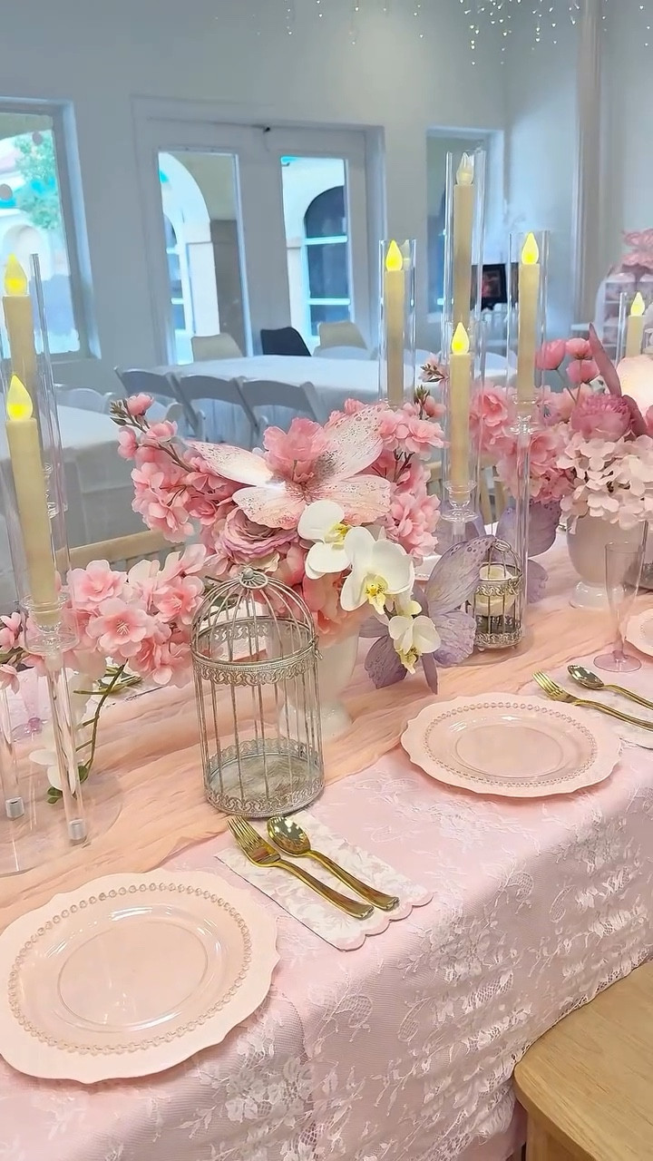A lot of people thought I put this together 😭 but full credit goes to @indoorplayroom I’m still not over how magical the princess decor was ✨

Thank you to all the vendors who helped make my daughter’s birthday such a beautiful, unforgettable memory 🤍

And to our family and friends who came to celebrate with us 🥰 thank you from the bottom of our hearts. Every gift, card, and sweet wish means so much to us.

You truly made our daughter’s day extra special, and we appreciate you all so much ❤️

Venue & decor: @indoorplayroom 
Cake: @sweets_byallen 
Food: @oldspaghettifactory 
Studio pictures: @kljstudios 
Photographer: Hieu Le 

#birthdayprincess #princessbirthday #birthdaydecoration #toddlerbirthday #birthdayvenue 

Dreamy decor, birthday celebrations, kids birthdays, girls birthdays, magical princess birthday, Disney Princess birthday, unforgettable moments, magical birthday, soft pastels, sparkles, fairytale vibes, beautiful decor