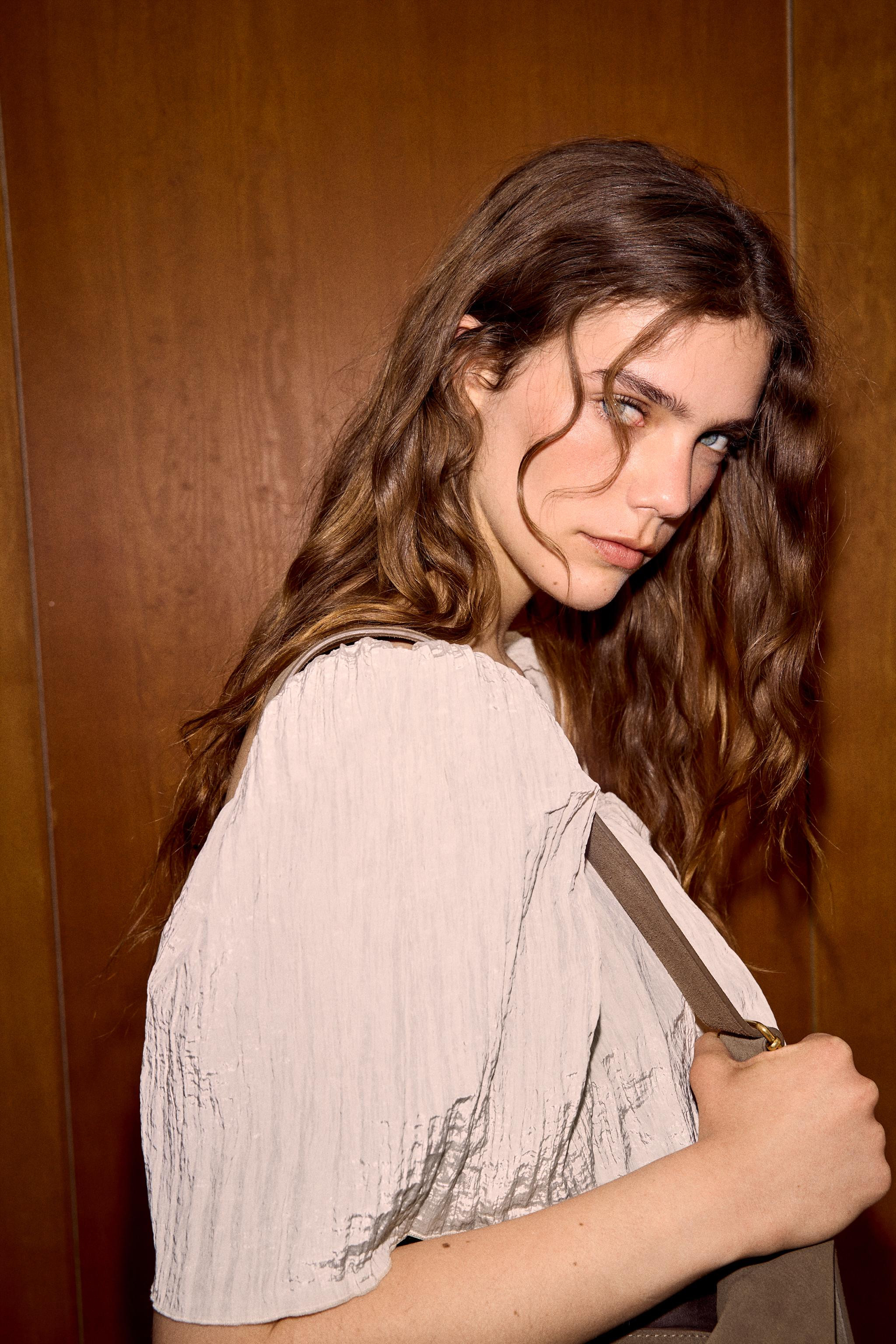 TOP CROP EFECTO ARRUGADO | Zara US