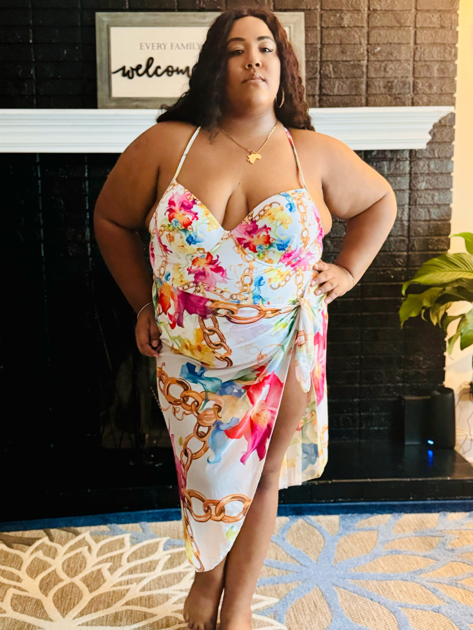 Multicolor chain print one piece bathing suit with skirt sarong

#LTKPlusSize #LTKSwim #LTKTravel