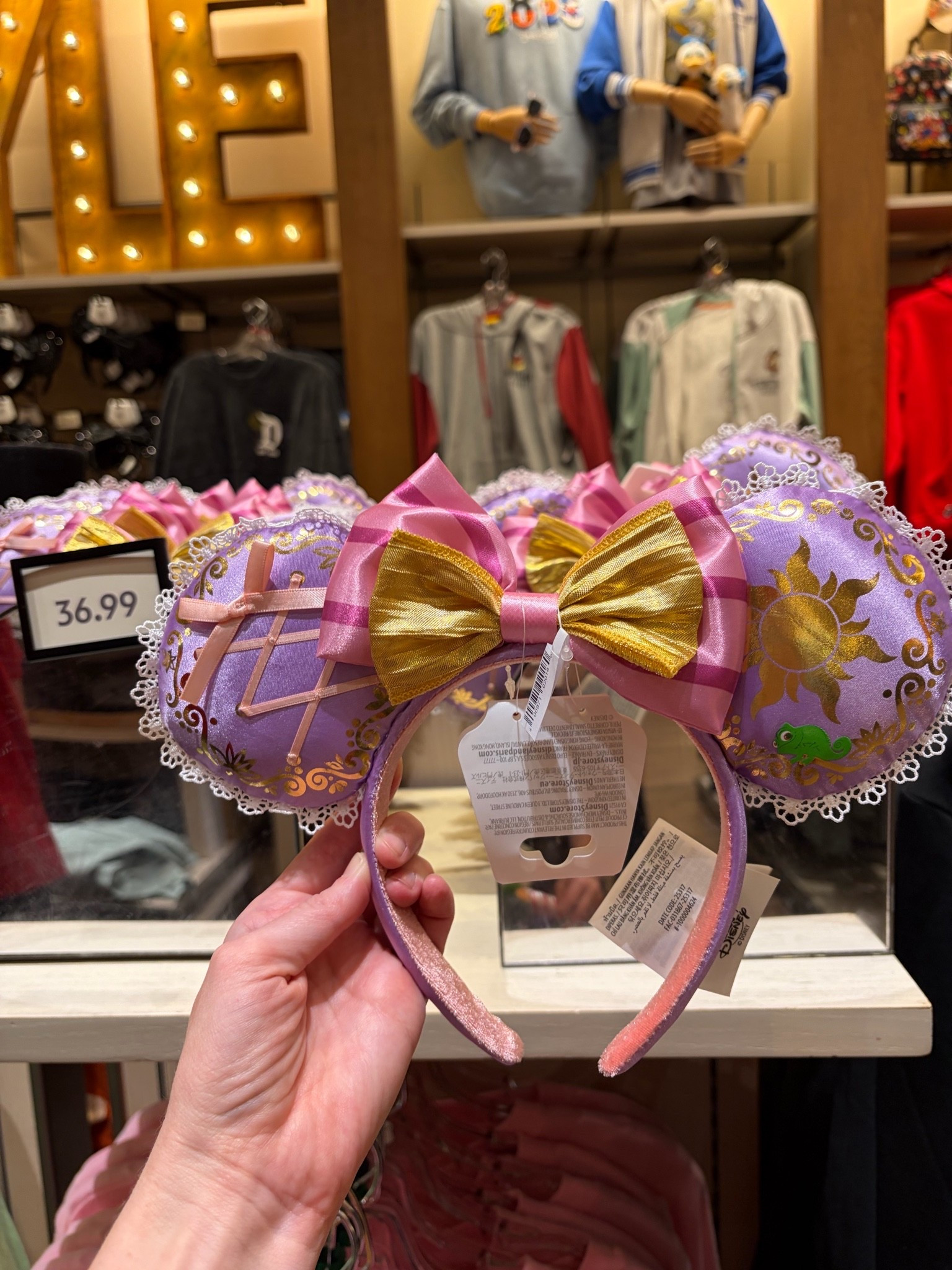 Beautiful Rapunzel Disney ears! 💜

#LTKgrwm #LTKootd #LTKTravel